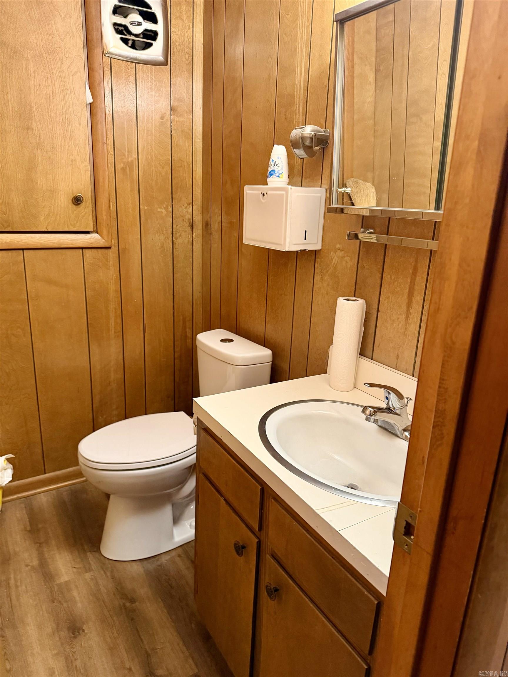 4505 Jfk Boulevard Property Photo 7
