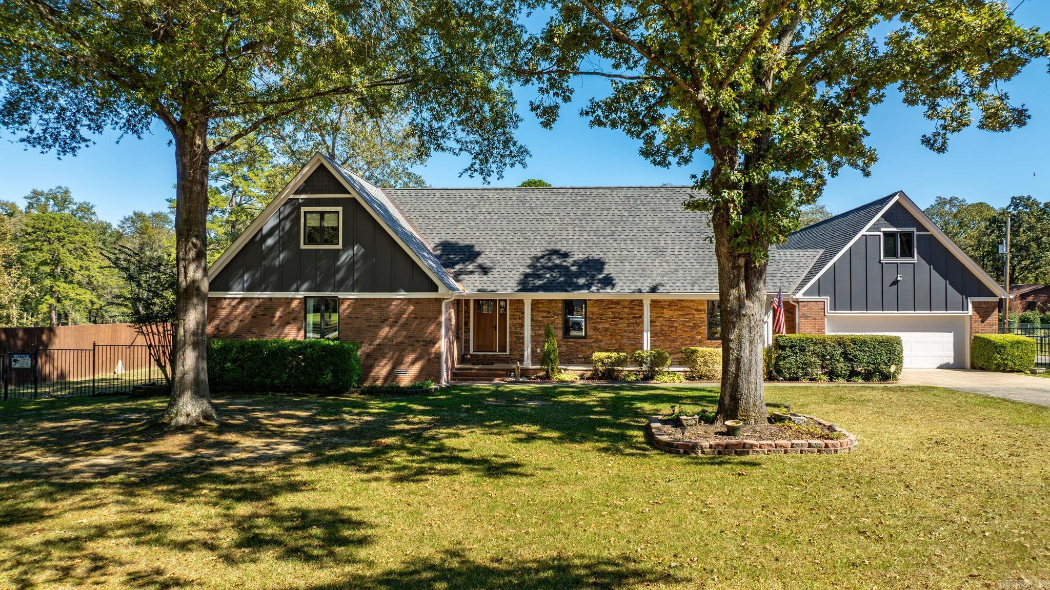 15102 Cedar Heights Rd Property Photo 1