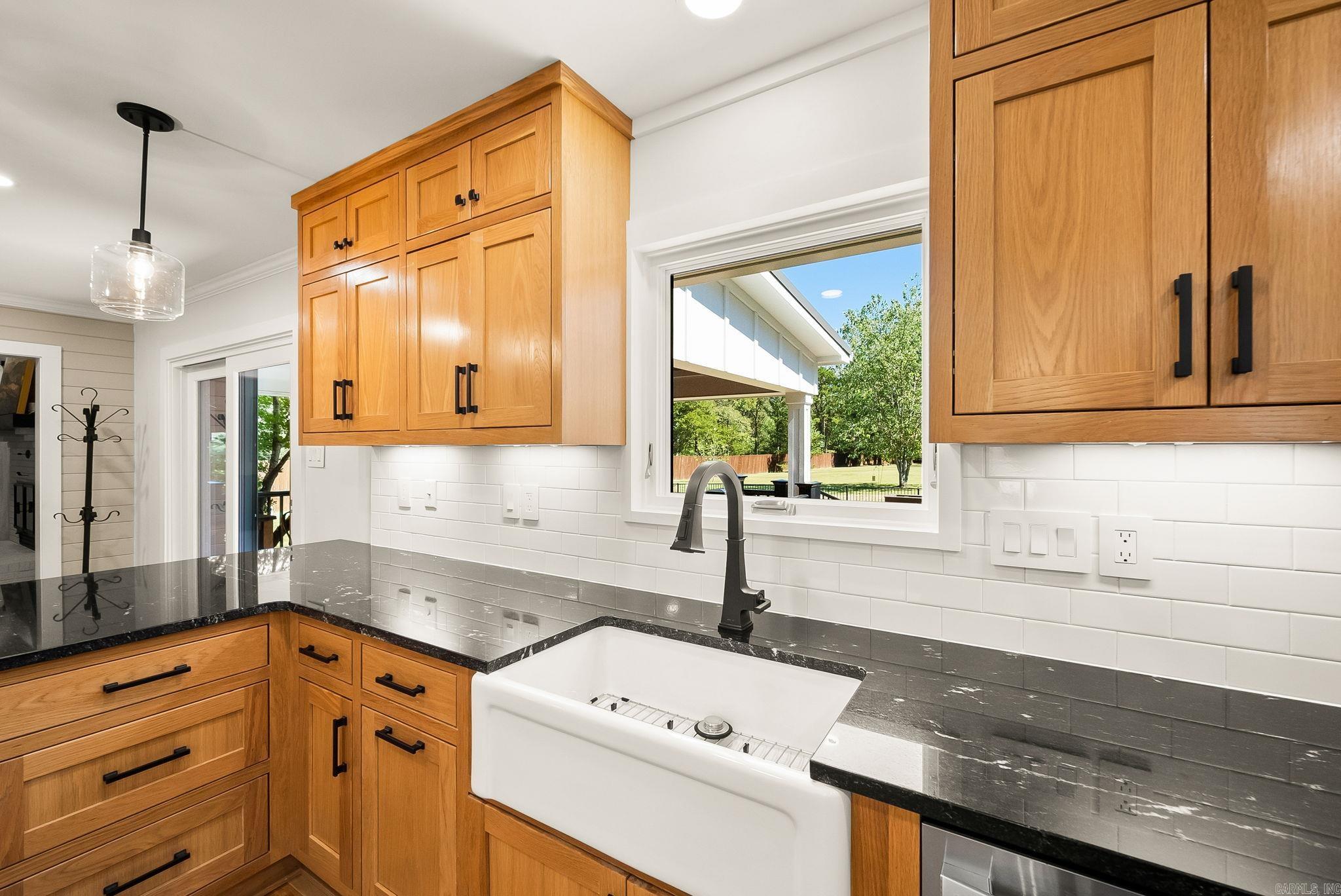 15102 Cedar Heights Rd Property Photo 13