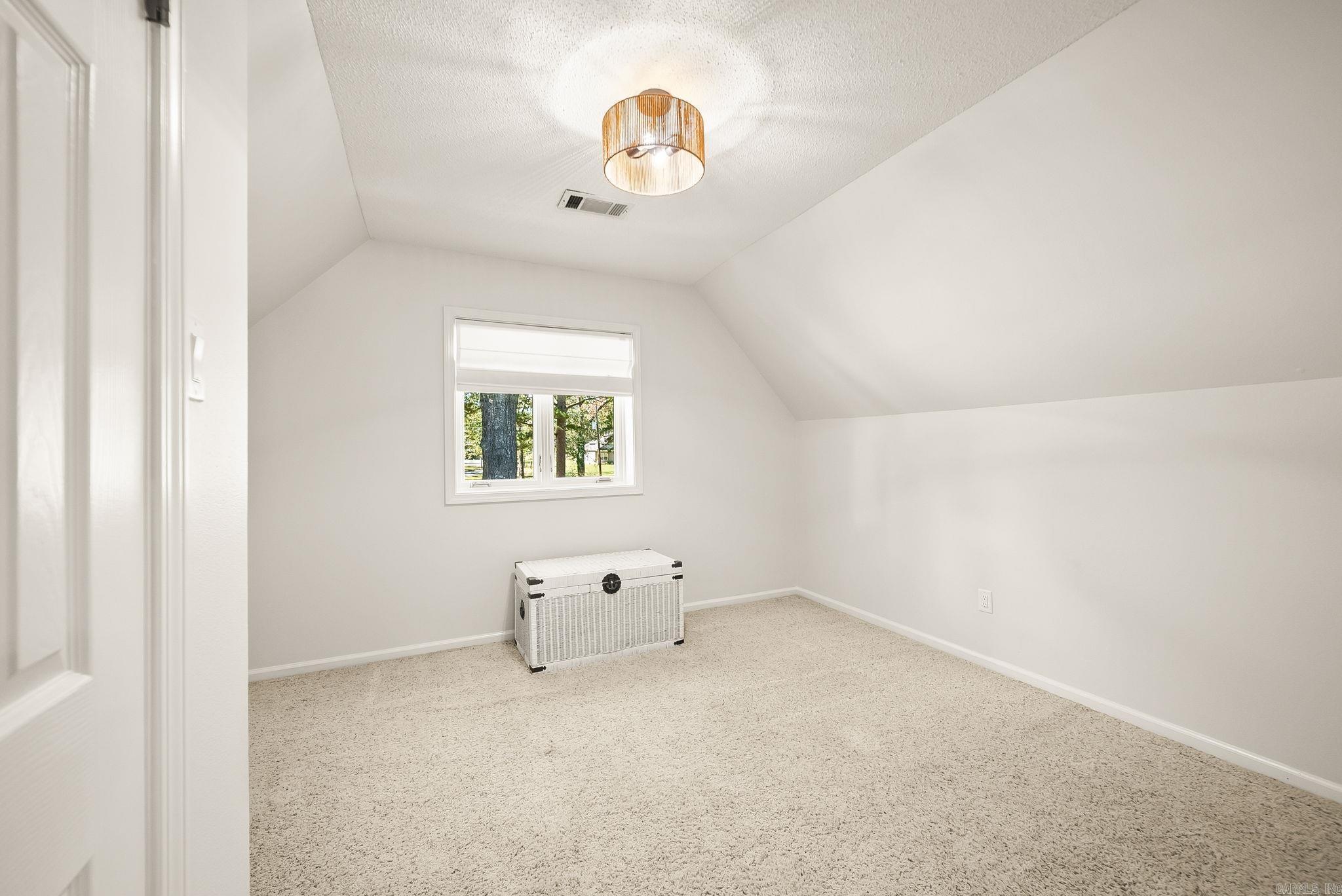 15102 Cedar Heights Rd Property Photo 25