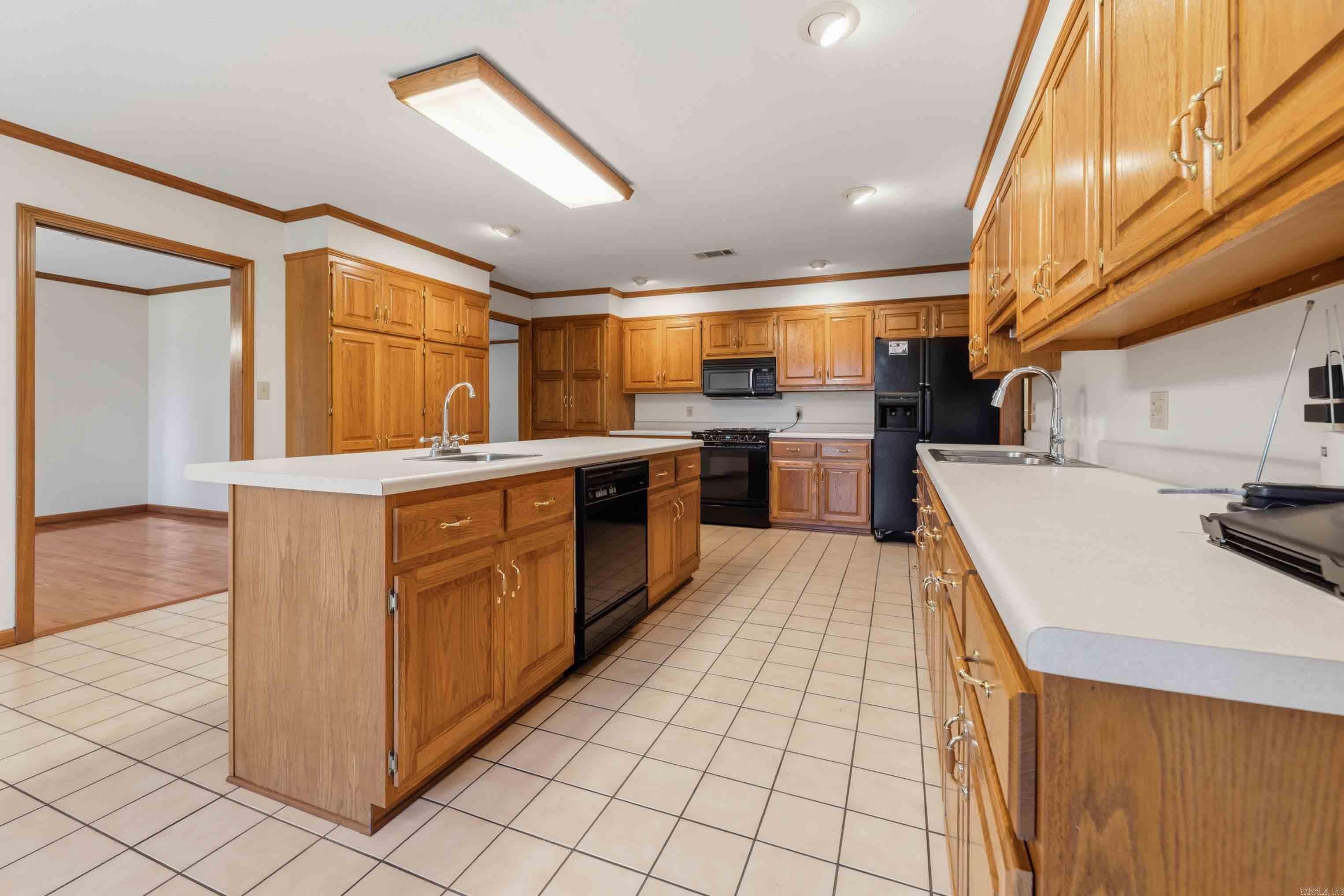 3585 Hwy 16 Property Photo 12