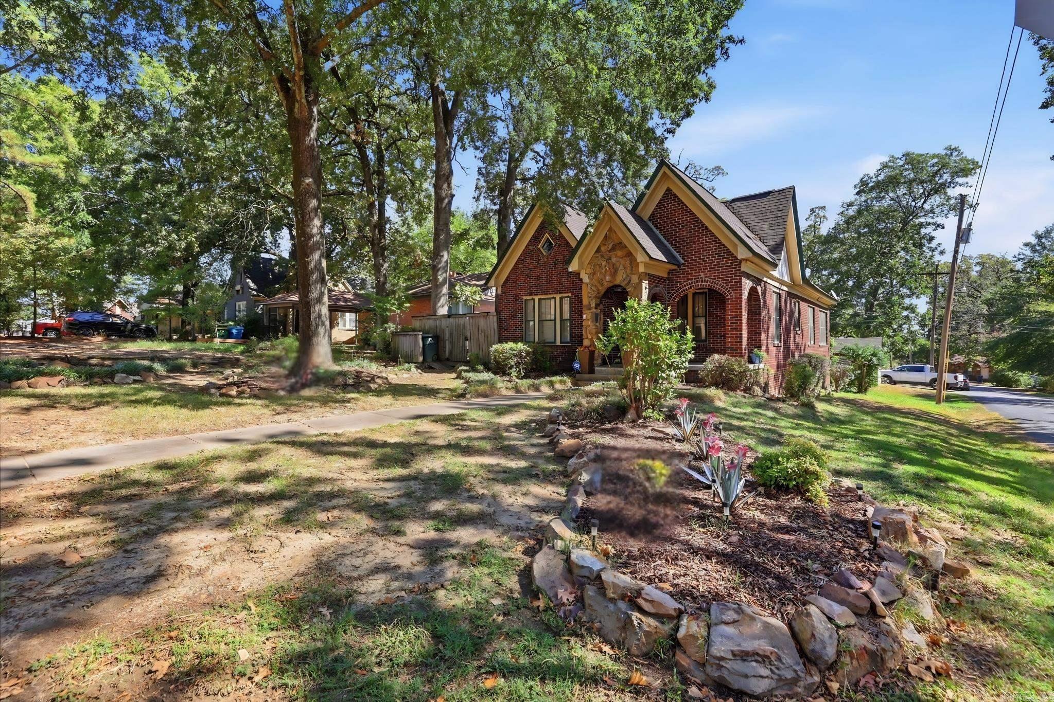 1323 S Tyler Street Property Photo 2