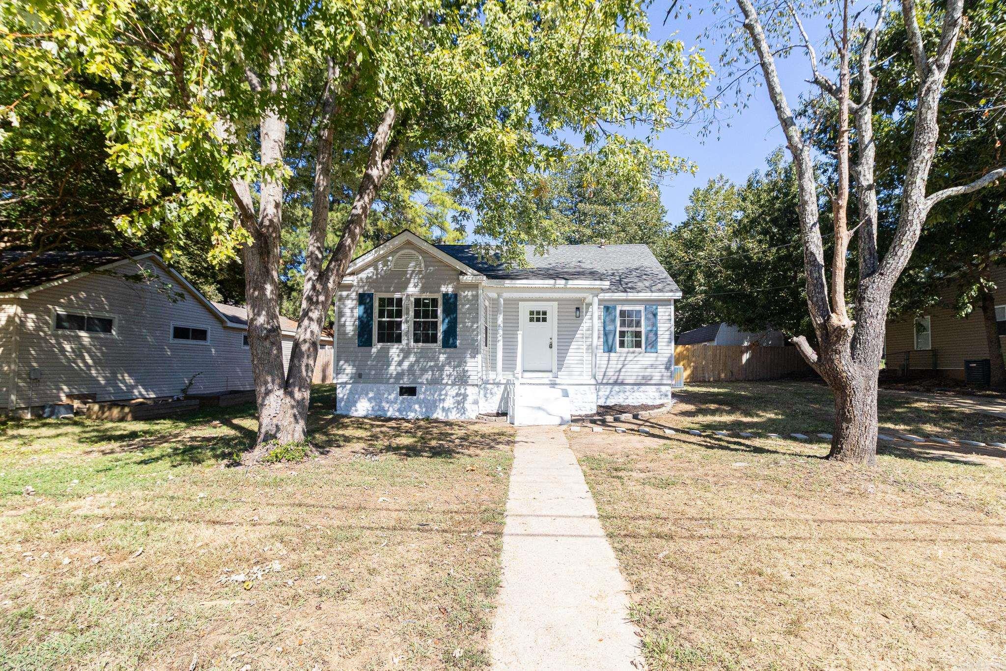 1206 Sims Avenue Property Photo 1