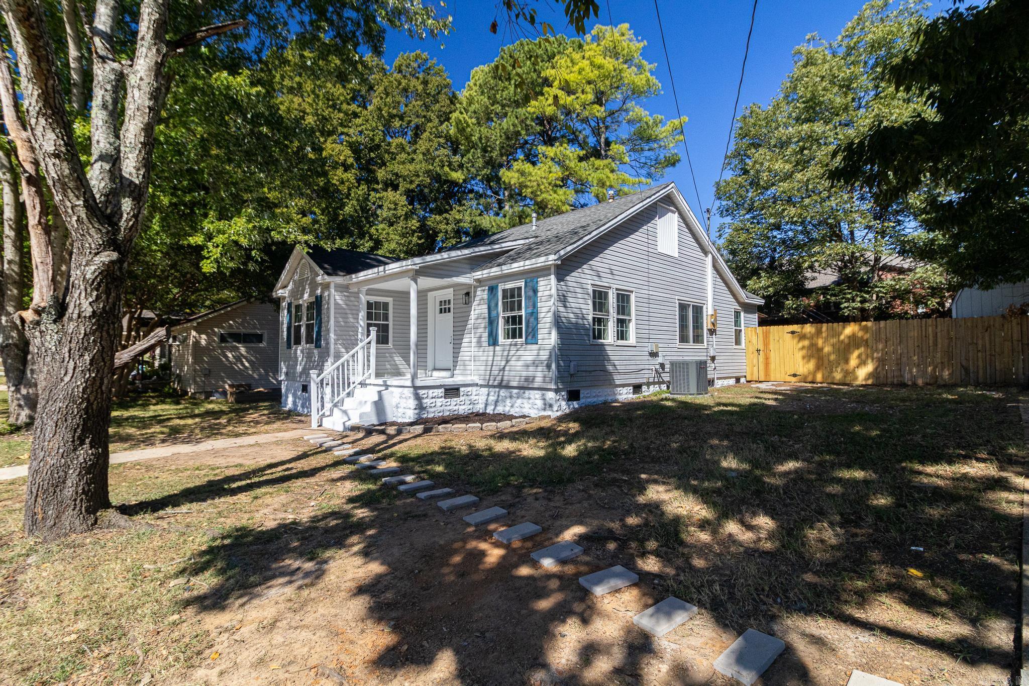 1206 Sims Avenue Property Photo 5