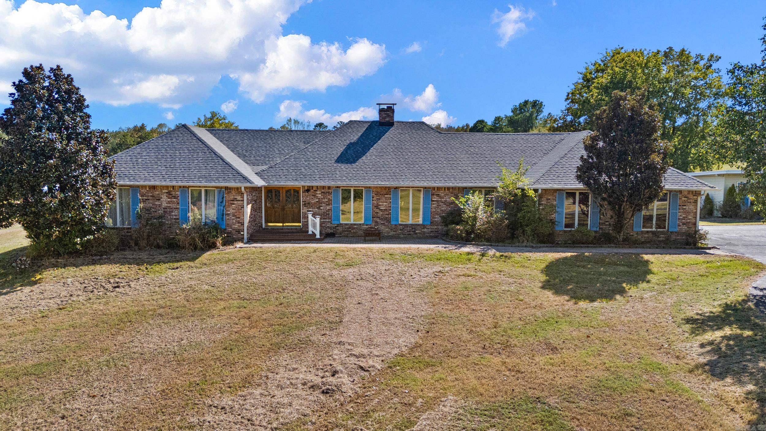493 E Huckleberry Road Property Photo 1