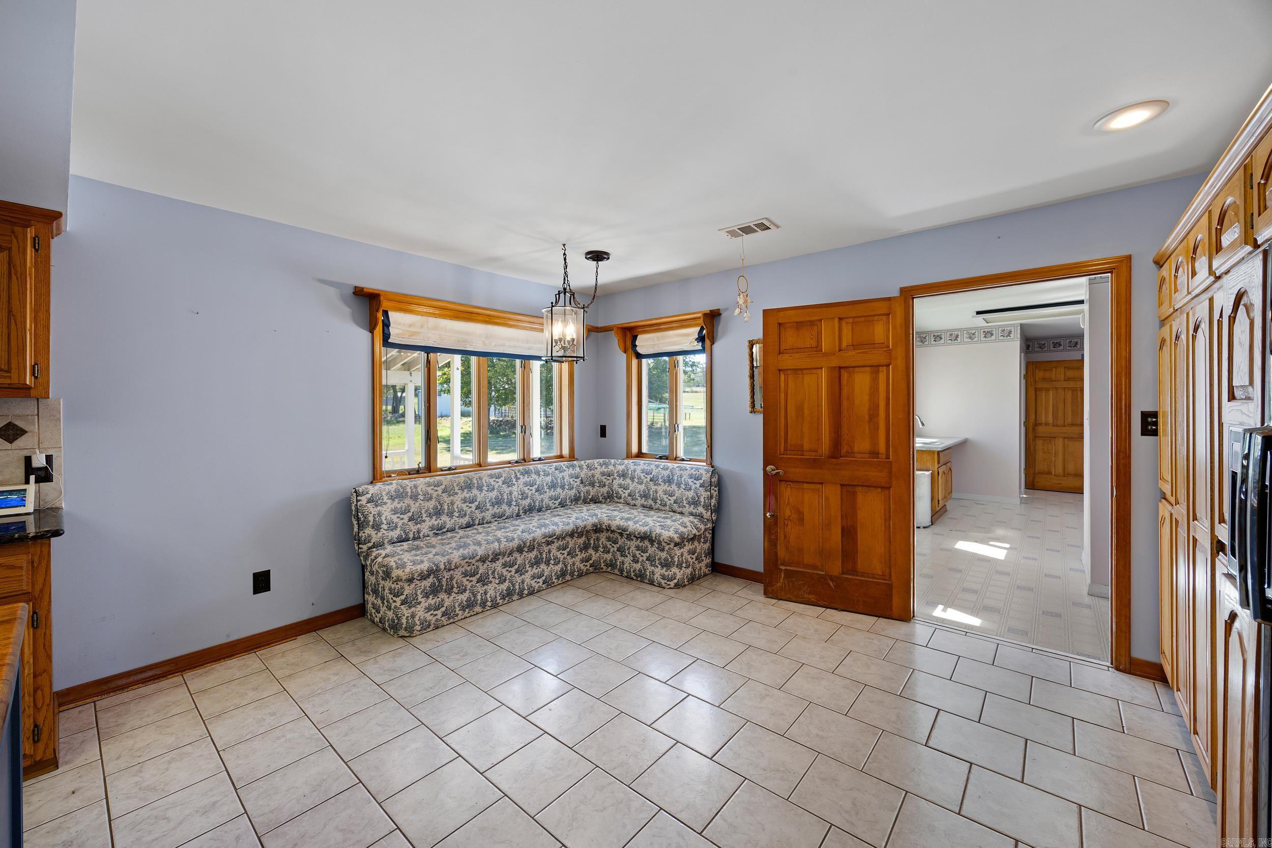 493 E Huckleberry Road Property Photo 3