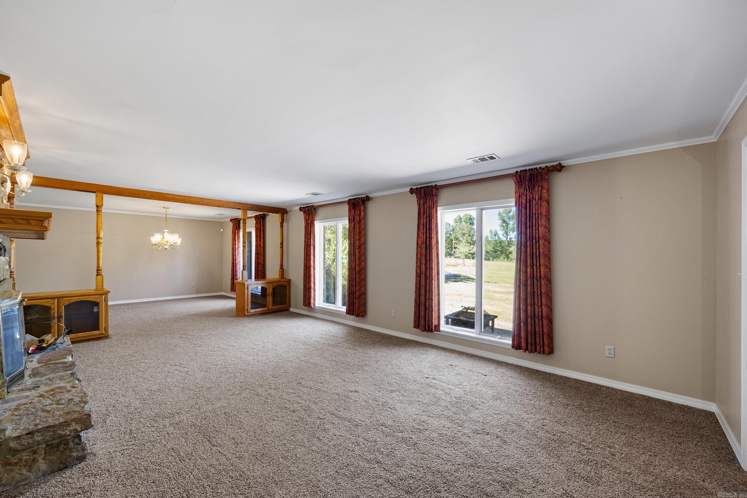 493 E Huckleberry Road Property Photo 5