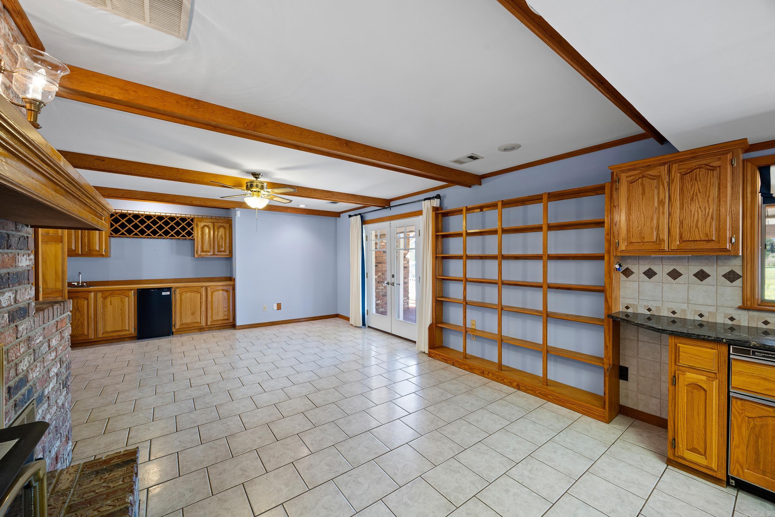 493 E Huckleberry Road Property Photo 14