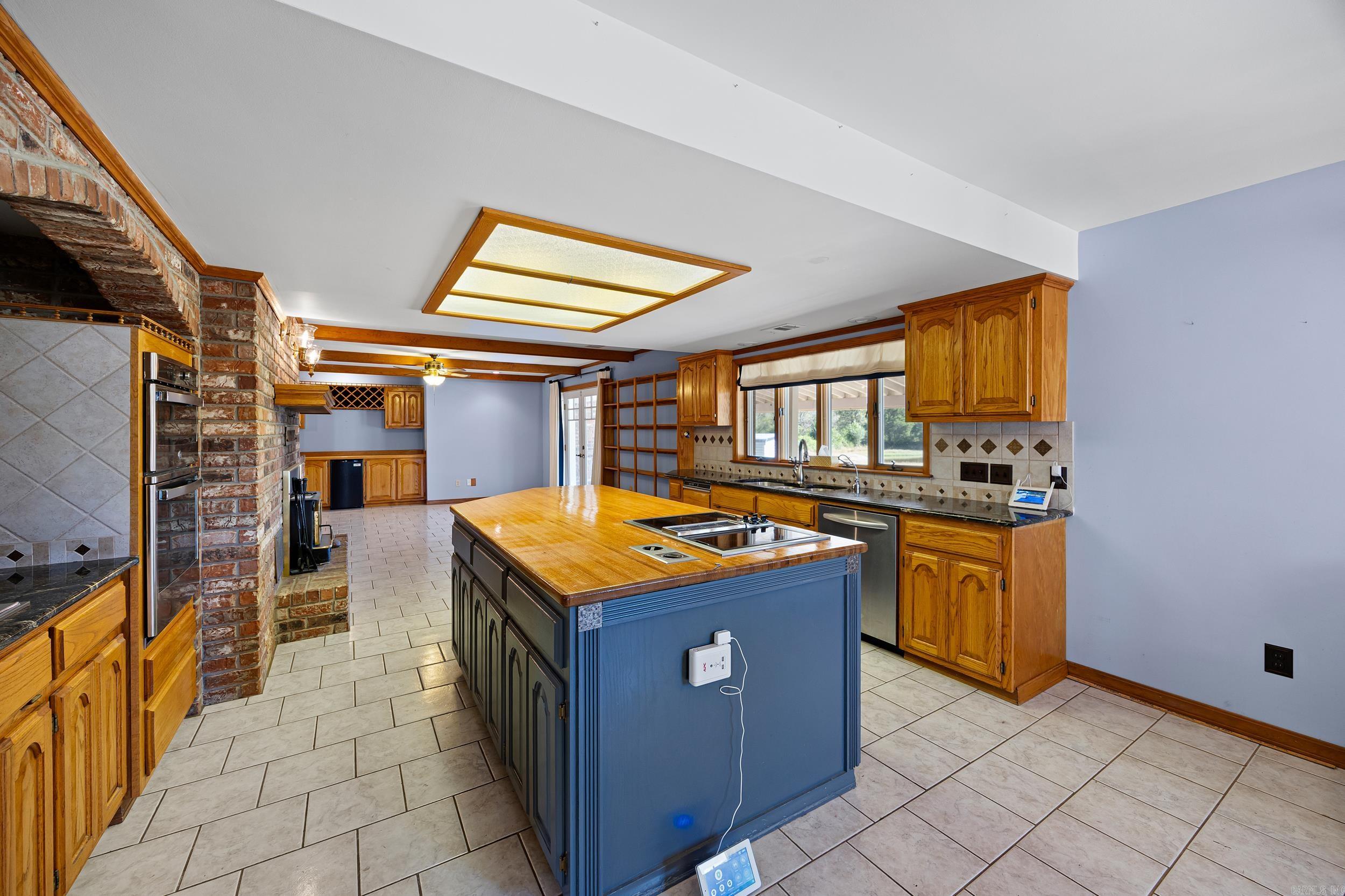 493 E Huckleberry Road Property Photo 17