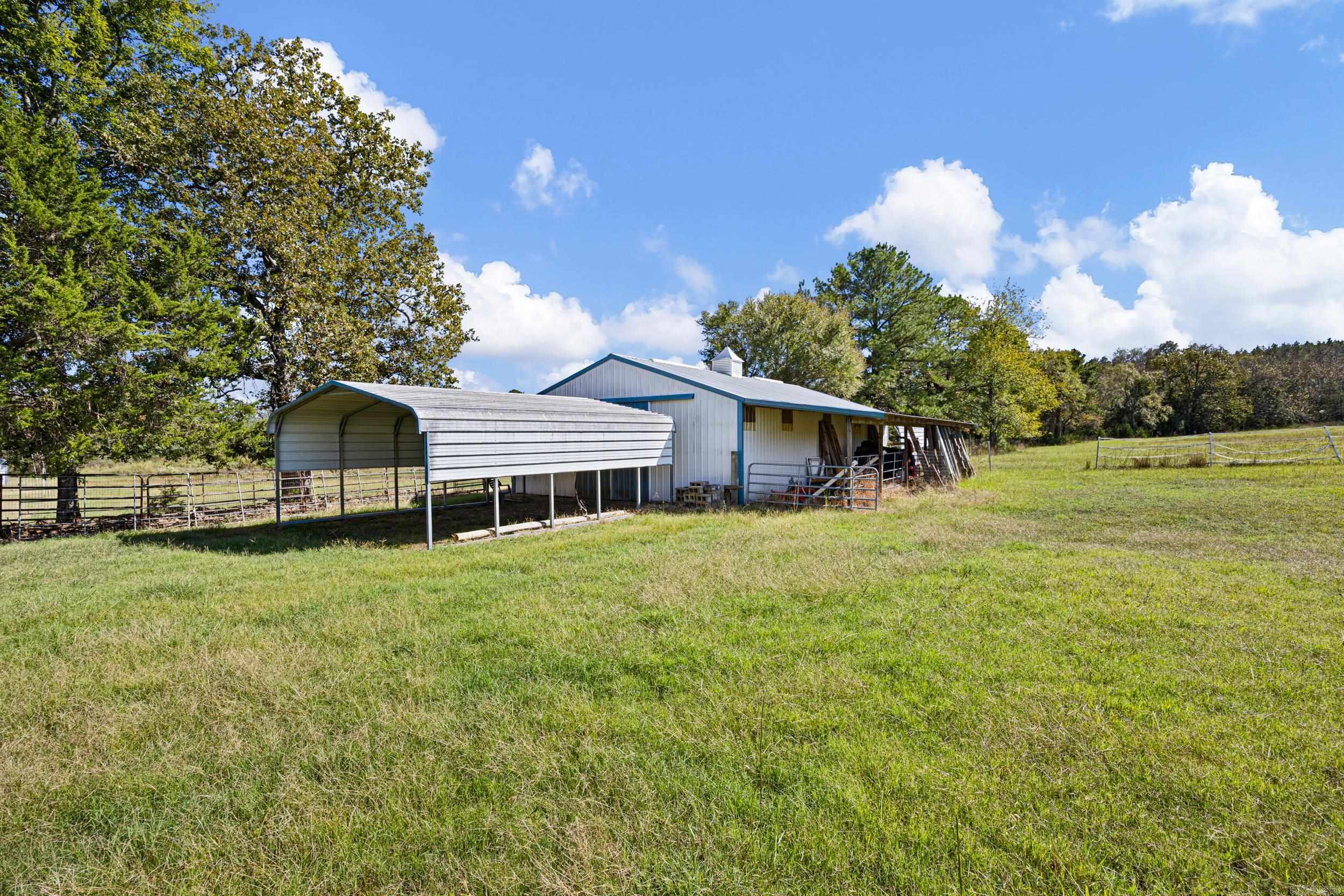 493 E Huckleberry Road Property Photo 40