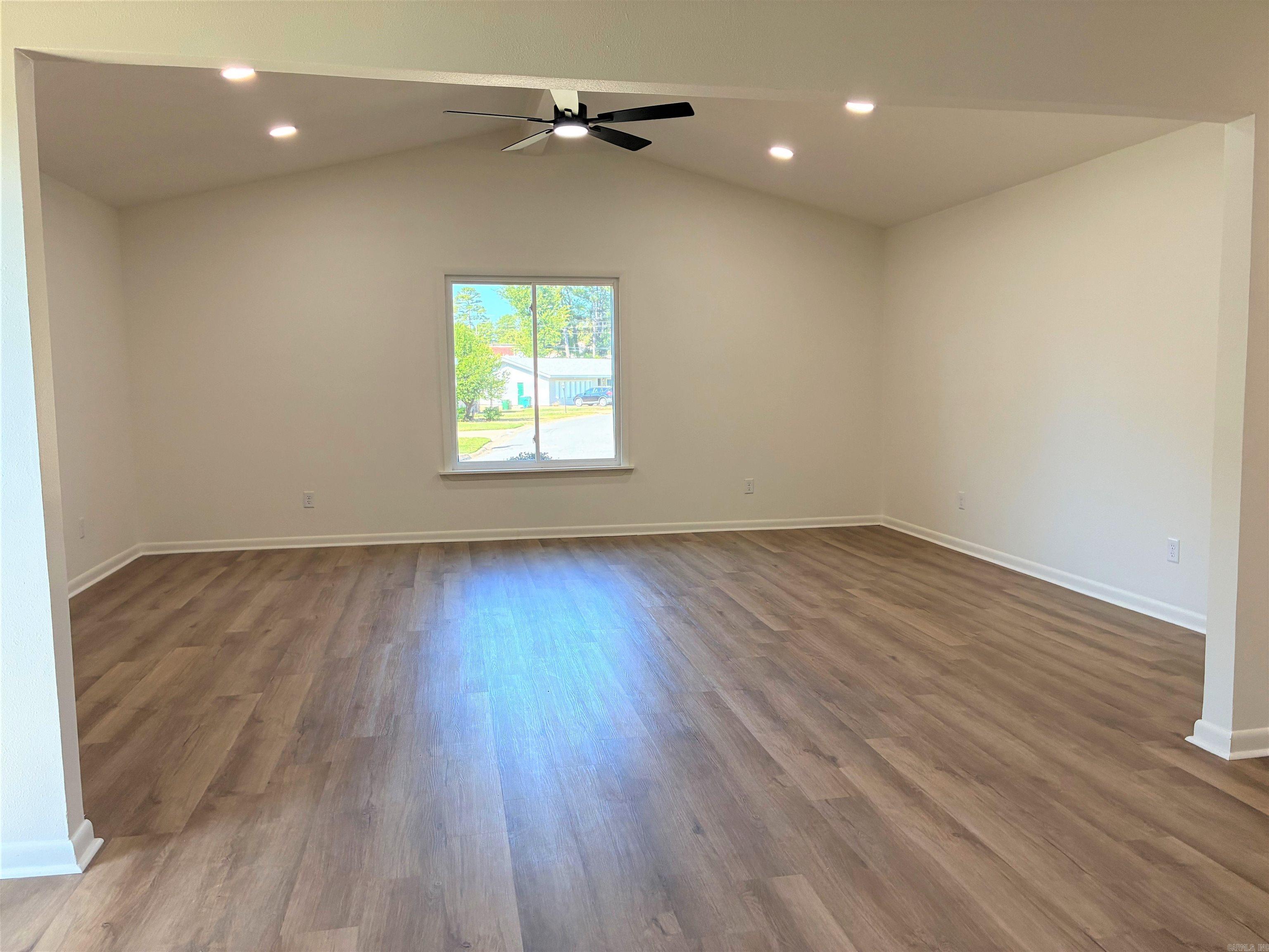 1521 Breckenridge Drive Property Photo 12
