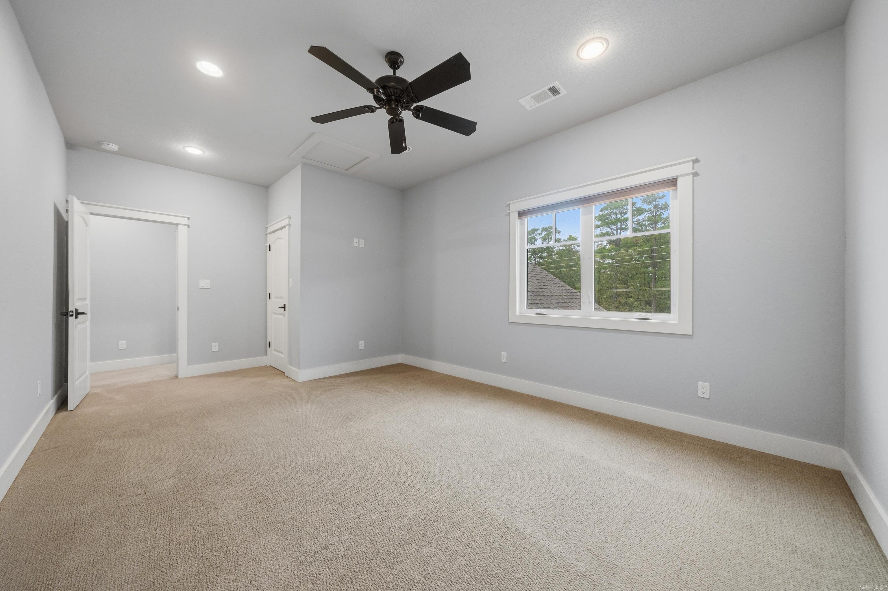 620 Grandpoint 15 Property Photo 43