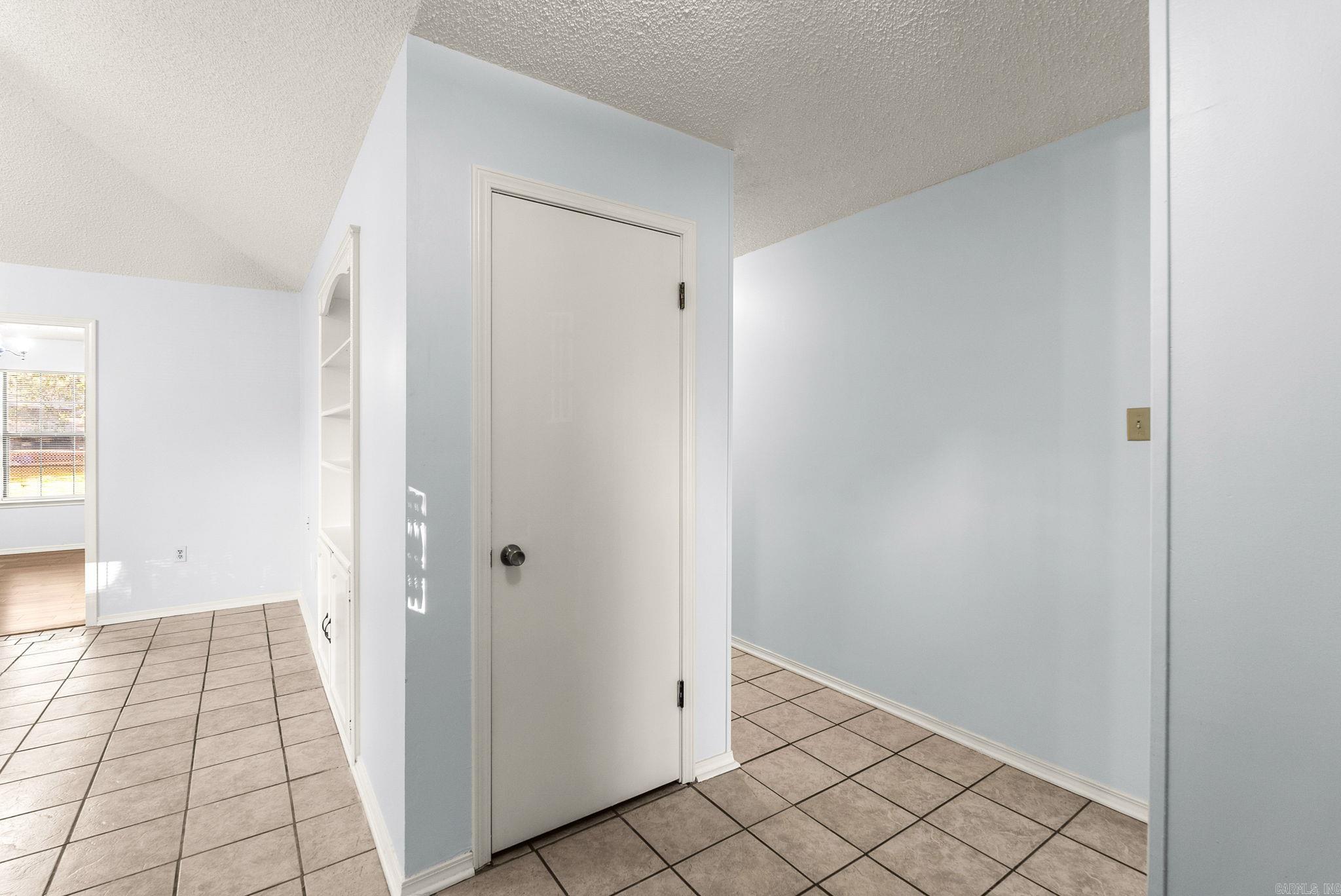 37 Kensington Dr Property Photo 18