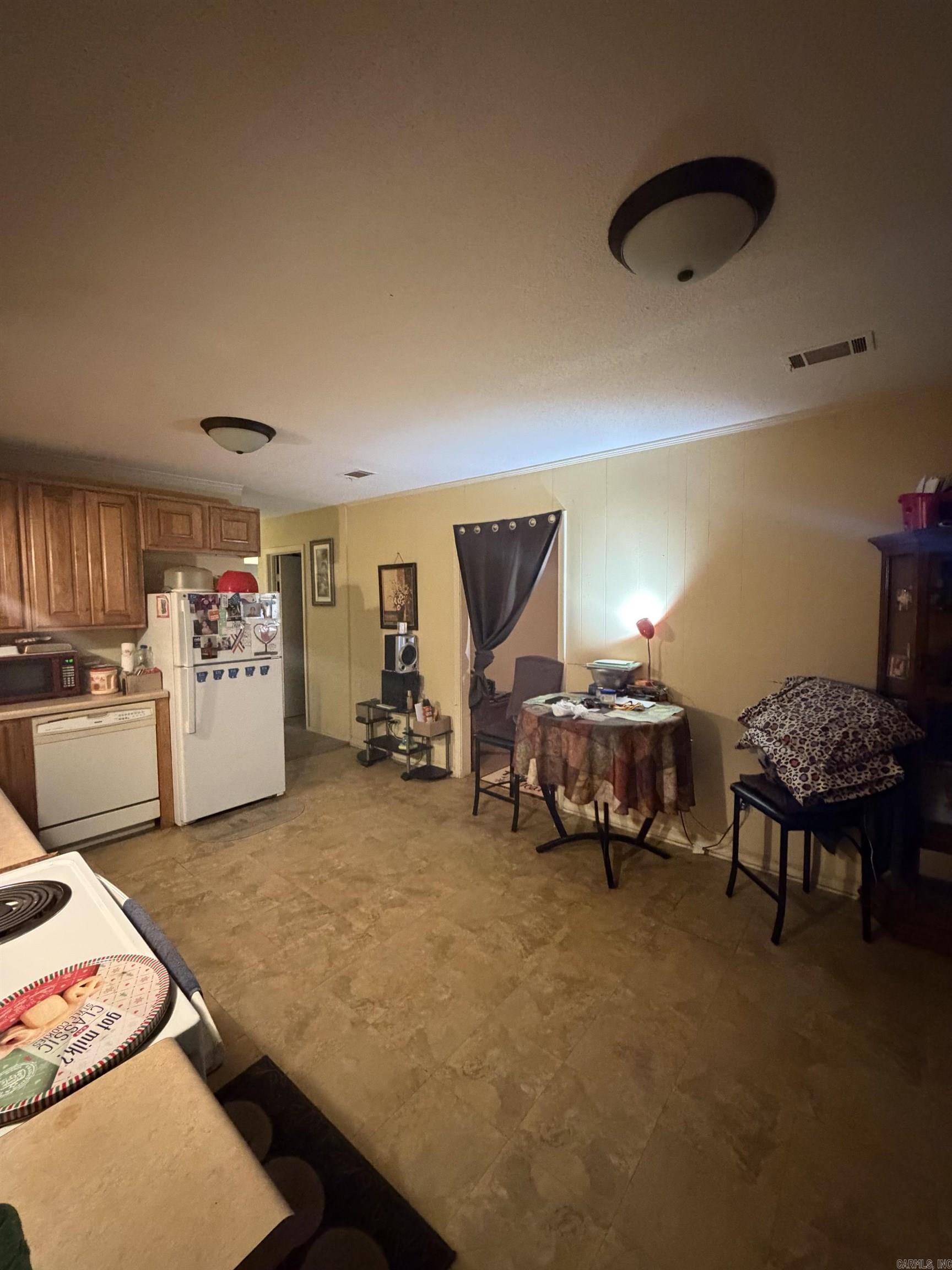 7419 Grace Drive Property Photo 3
