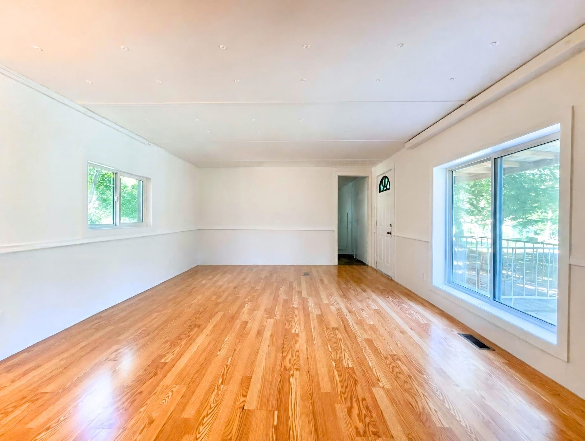 115 N Circle Drive Property Photo 6