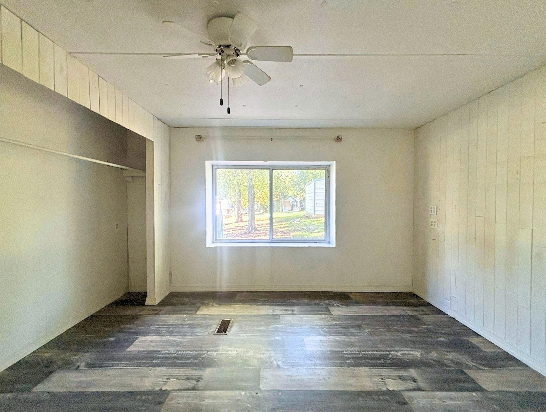 115 N Circle Drive Property Photo 18