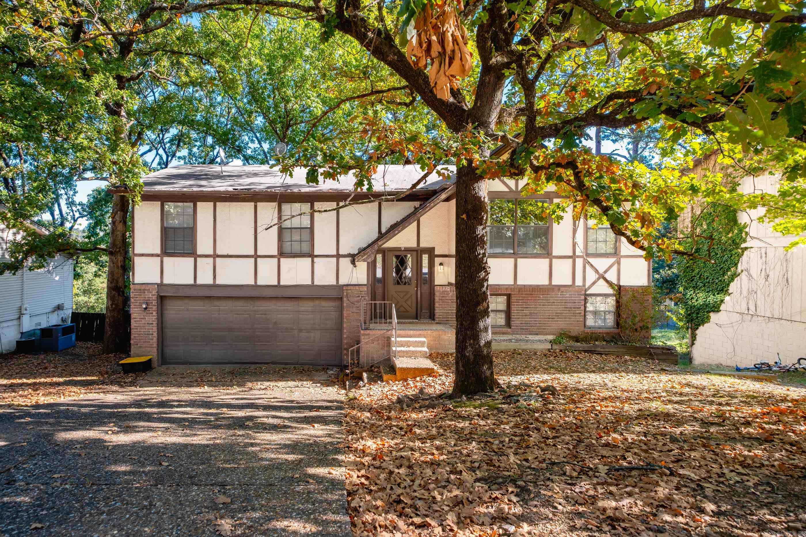 9 Rio Grande Forest Drive Property Photo 1