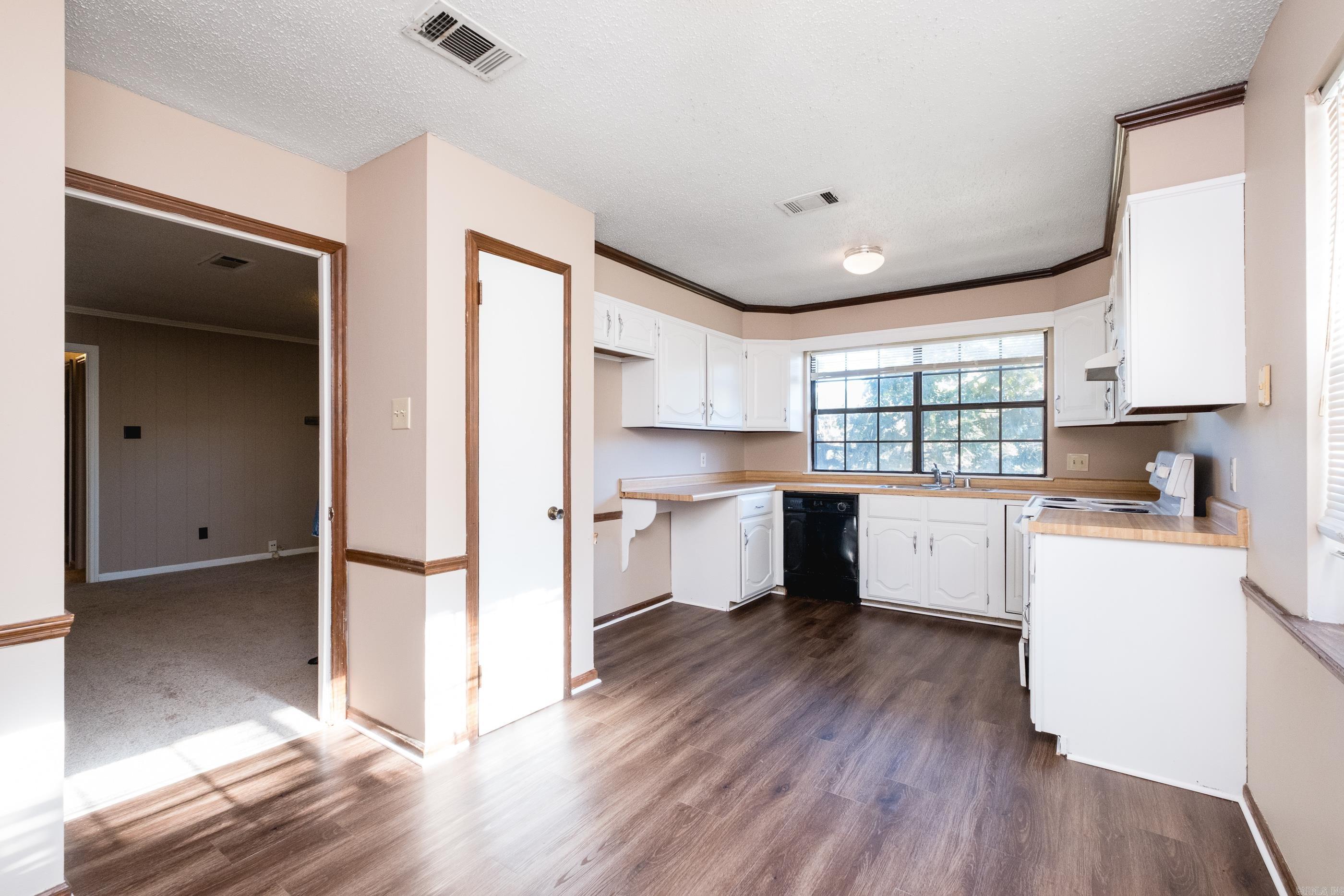 9 Rio Grande Forest Drive Property Photo 15