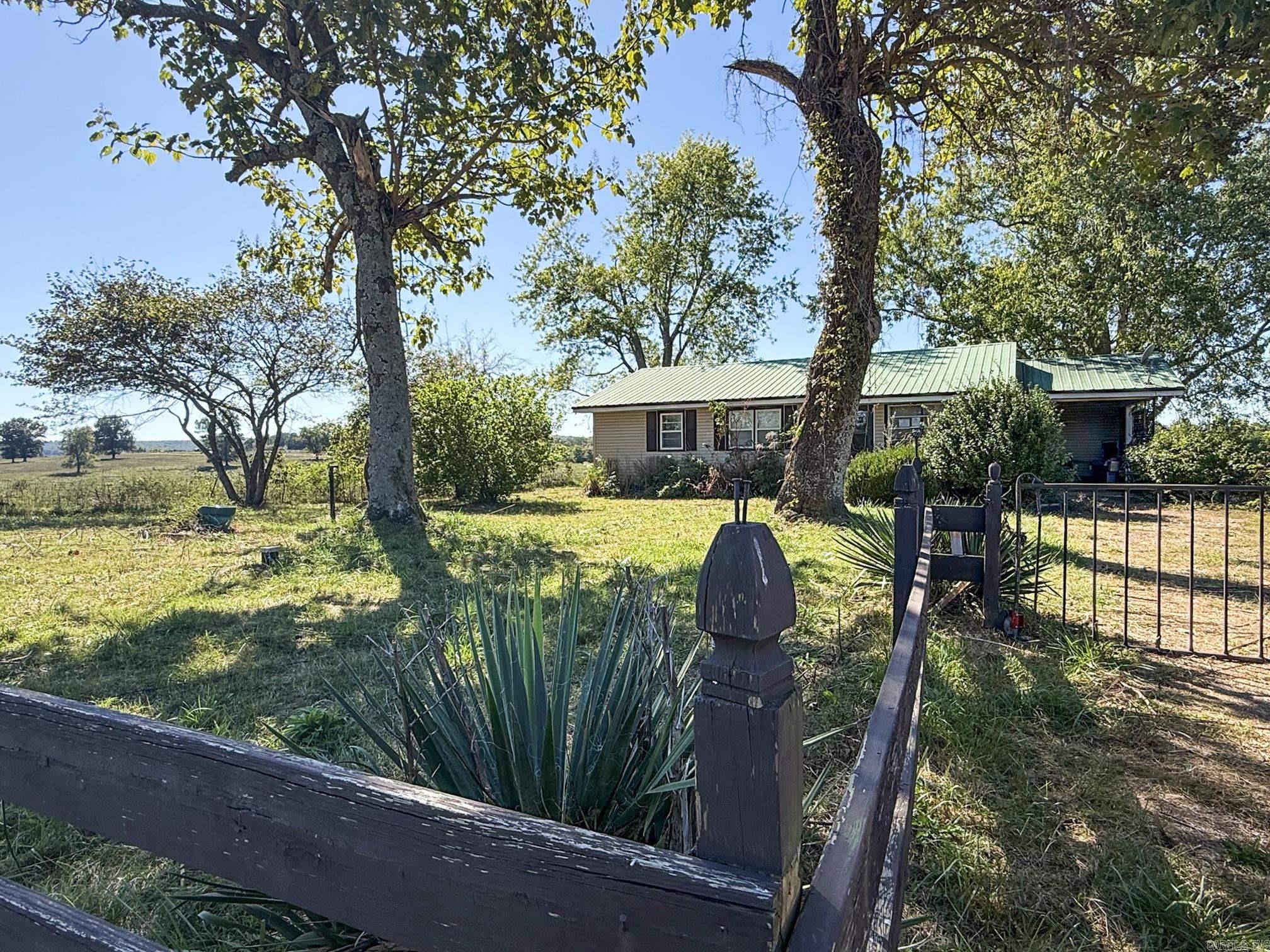 7436 Zion Road Property Photo 2