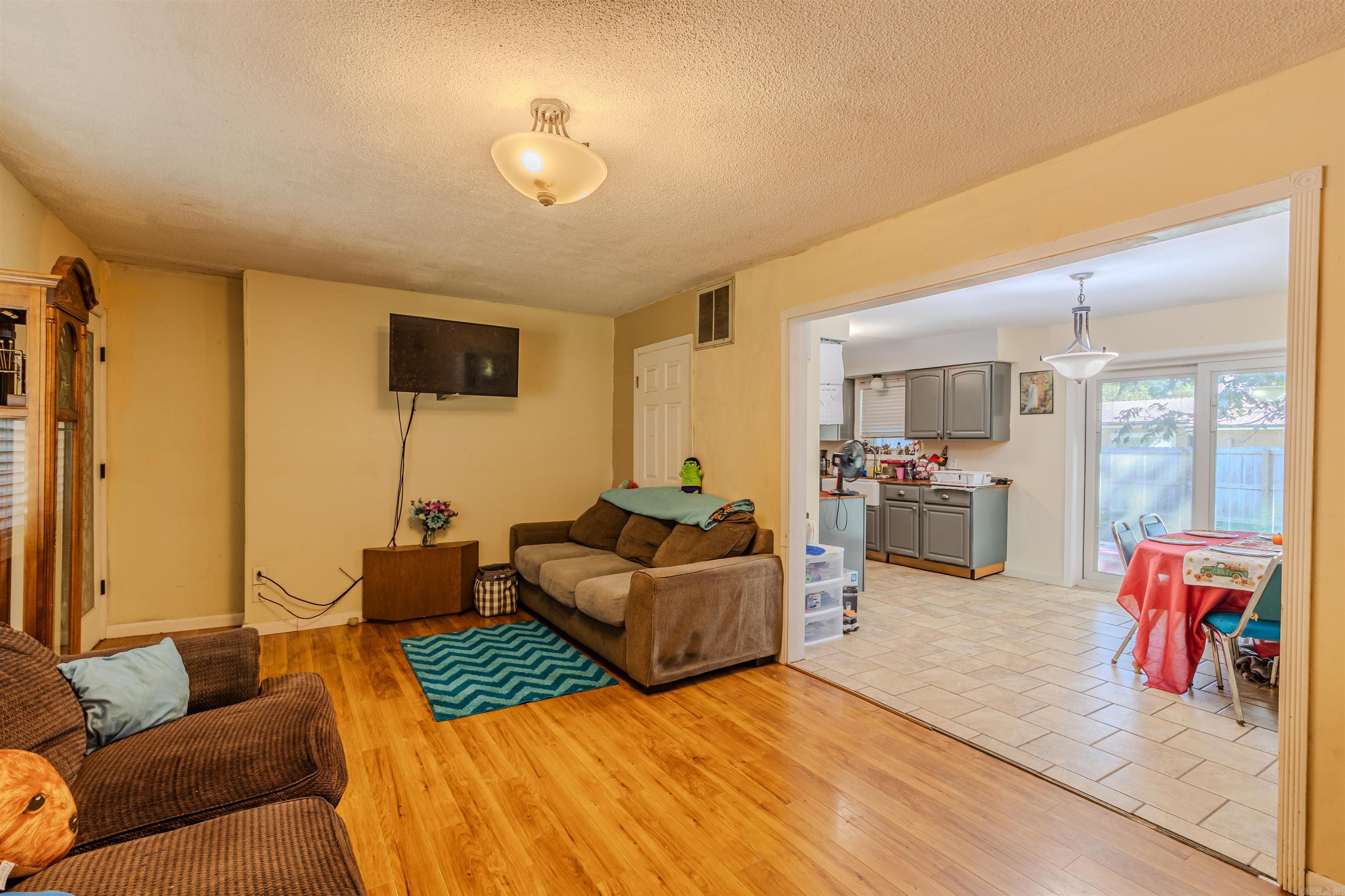 248 Velta Street Property Photo 3
