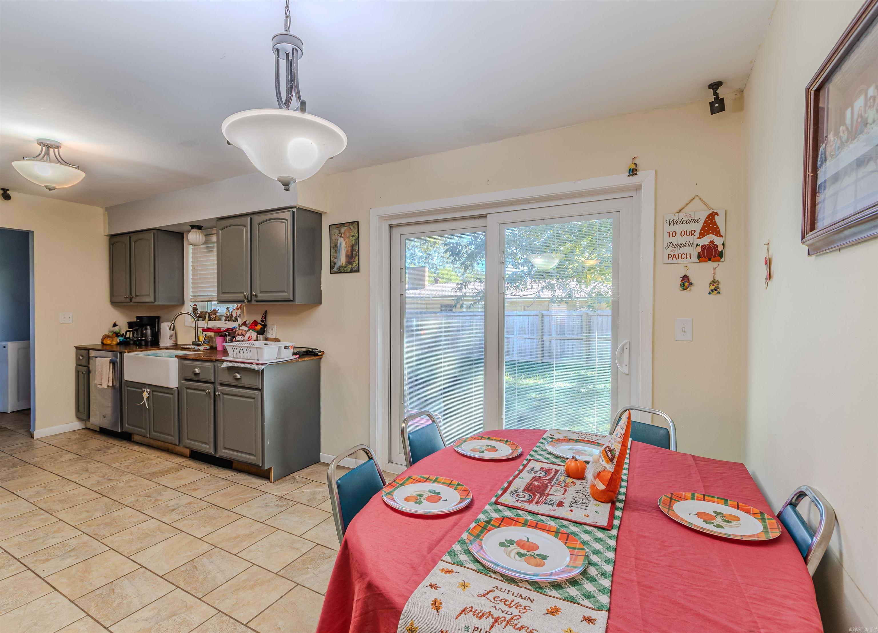 248 Velta Street Property Photo 6