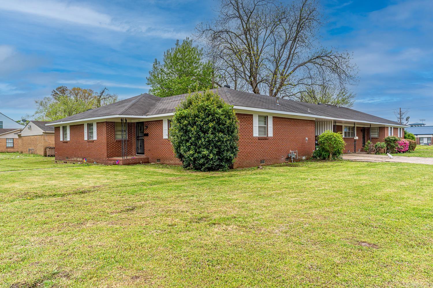 1047 N Rosser Street Property Photo 3