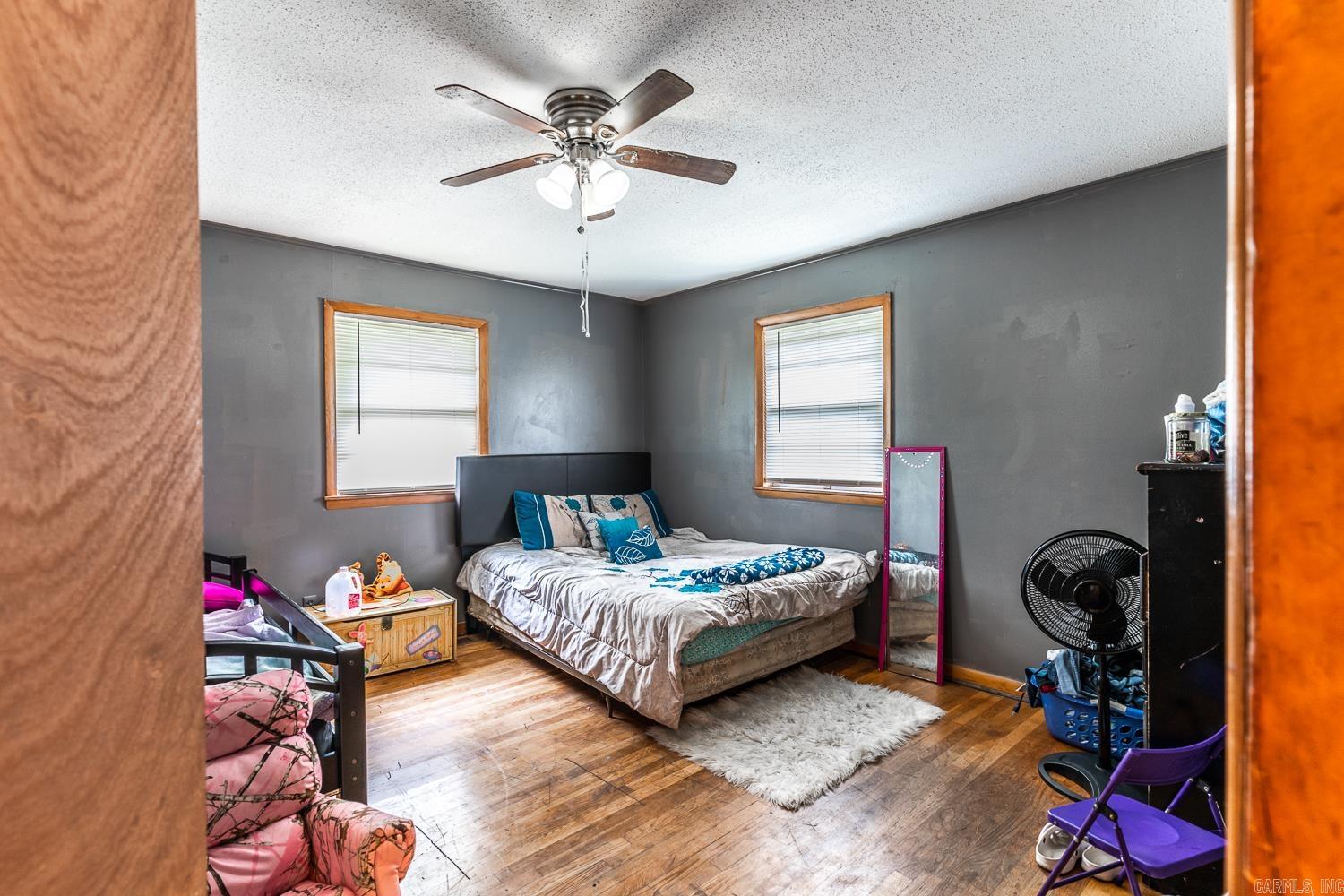 1047 N Rosser Street Property Photo 12