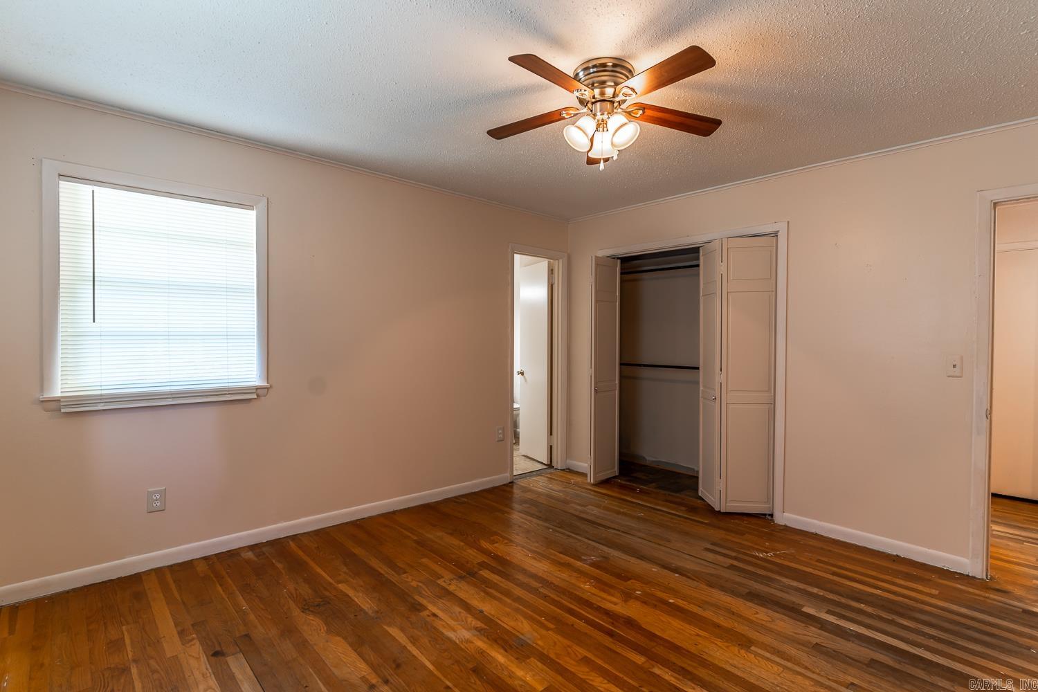 1047 N Rosser Street Property Photo 22