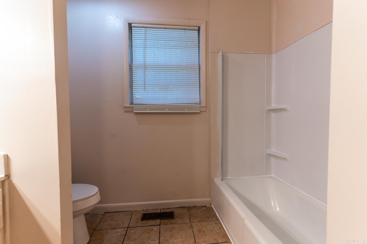 1047 N Rosser Street Property Photo 30