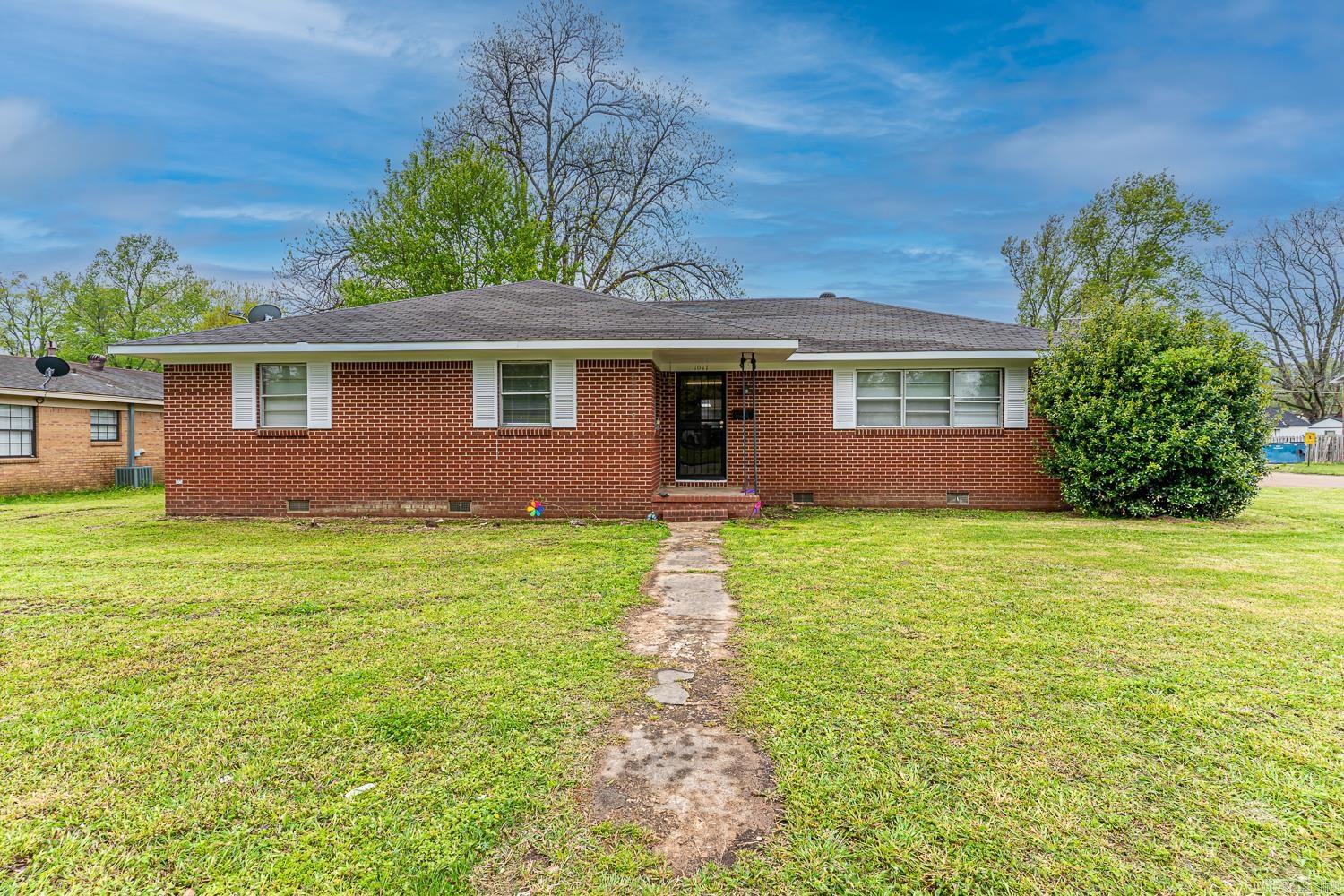 1047 N Rosser Street Property Photo 32