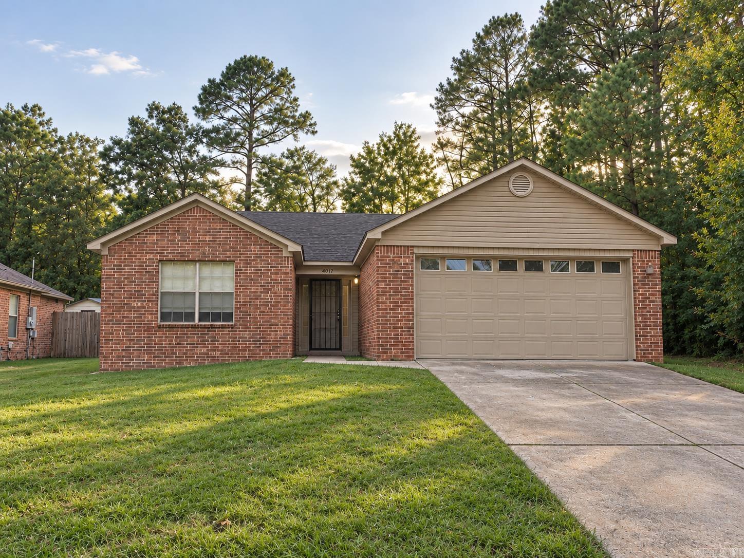 4012 Foster Street Property Photo 1