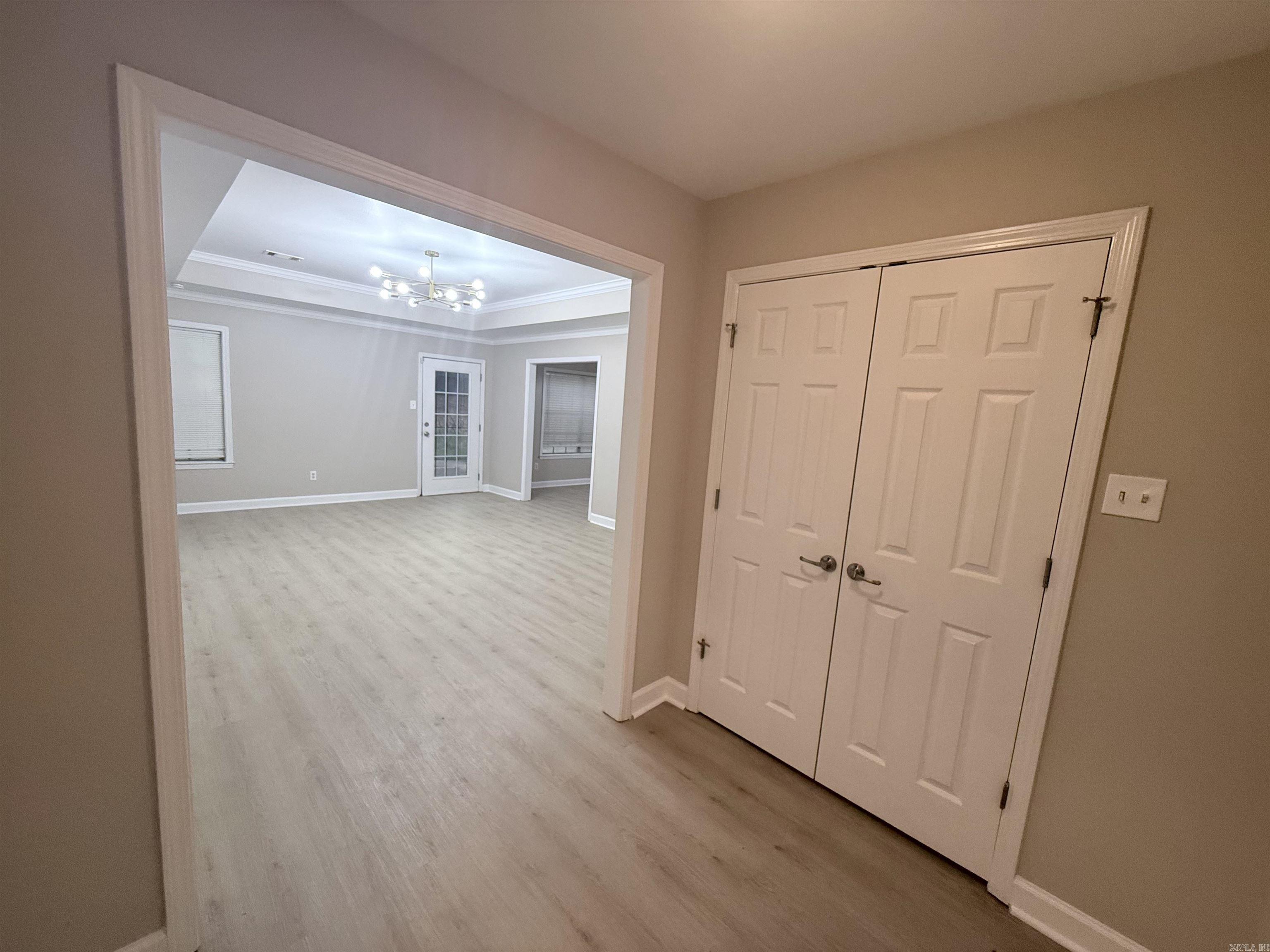 4012 Foster Street Property Photo 2