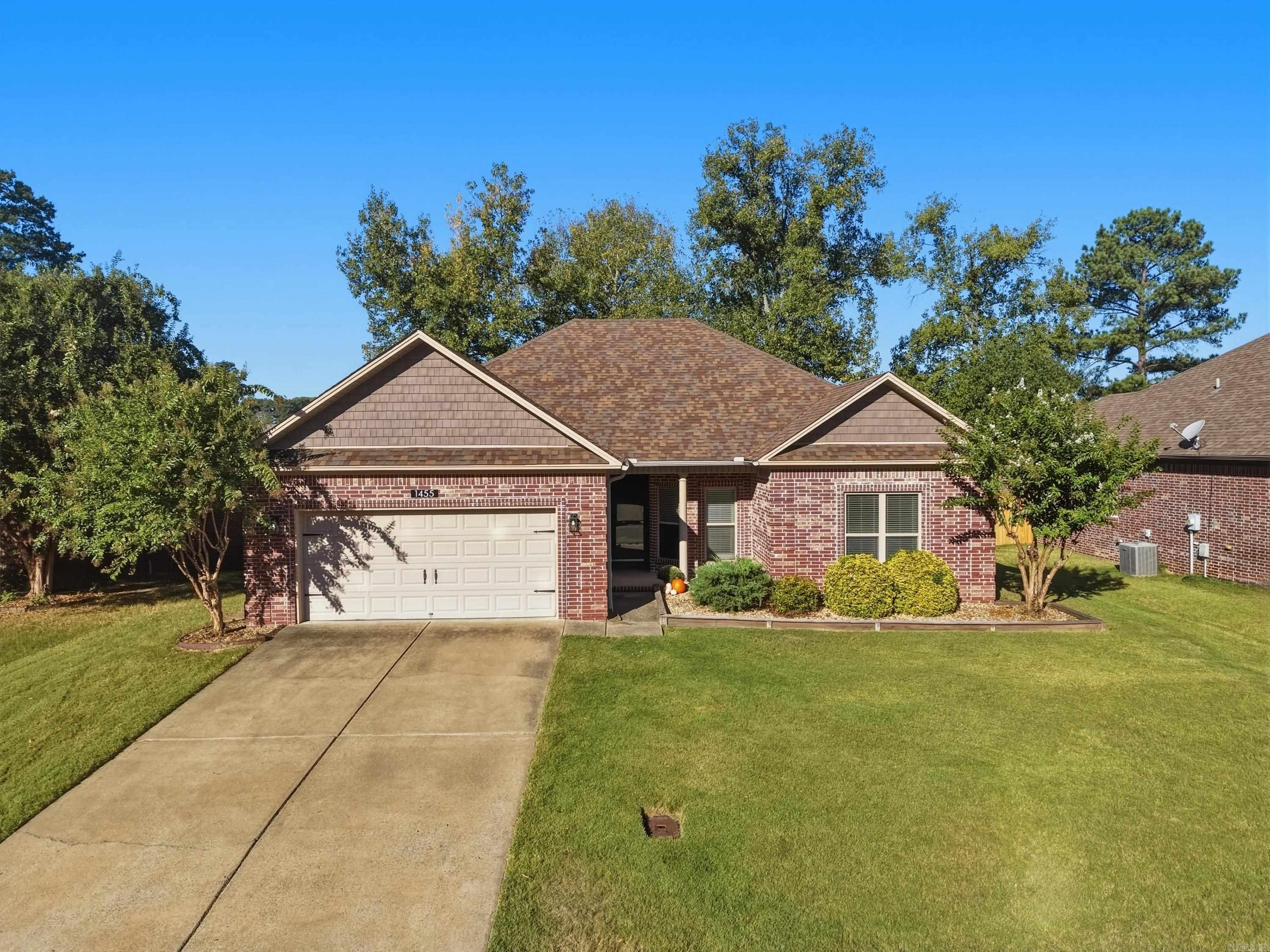 1455 Storie Drive Property Photo 1