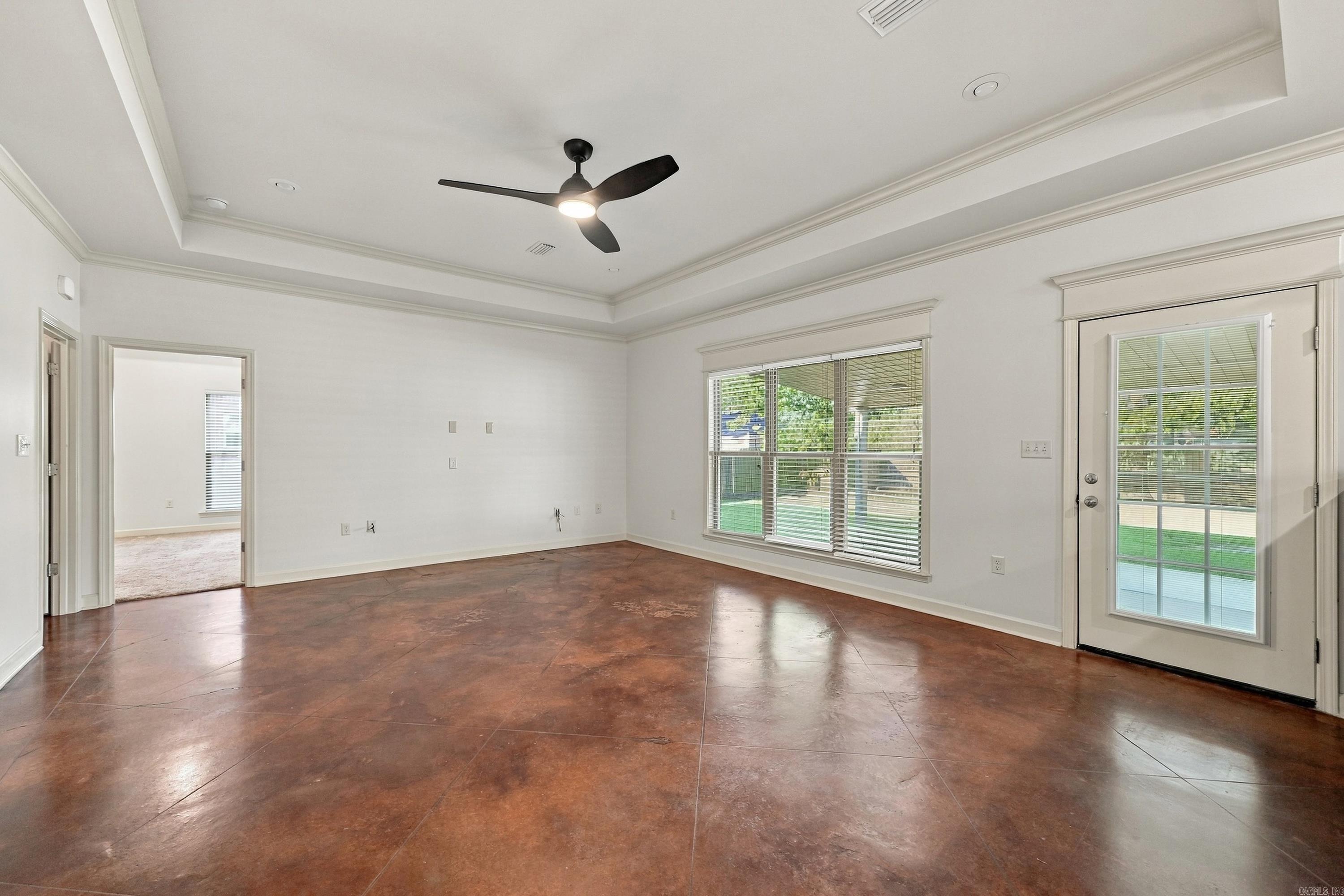 1455 Storie Drive Property Photo 3