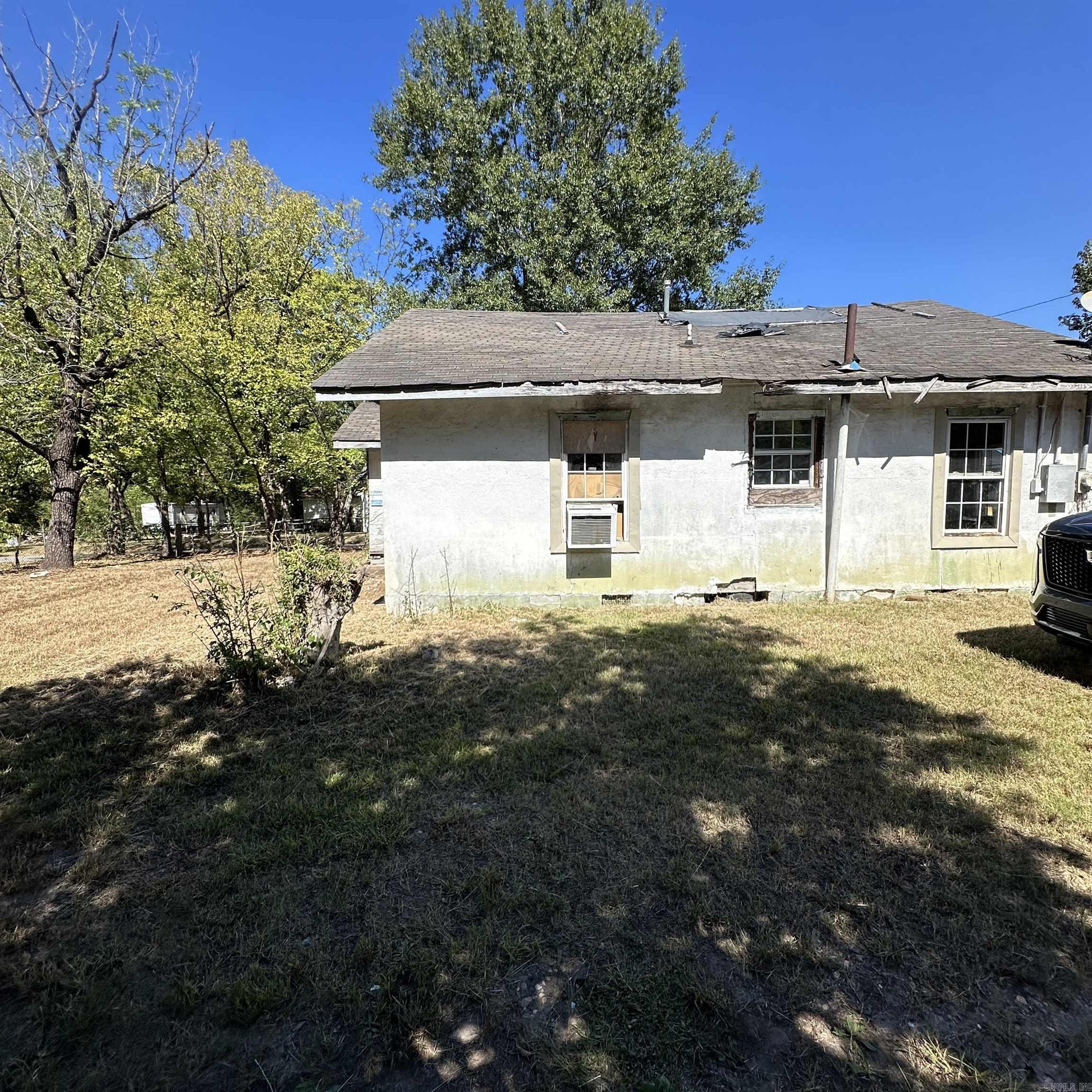 1404 Dyer Street Property Photo 5