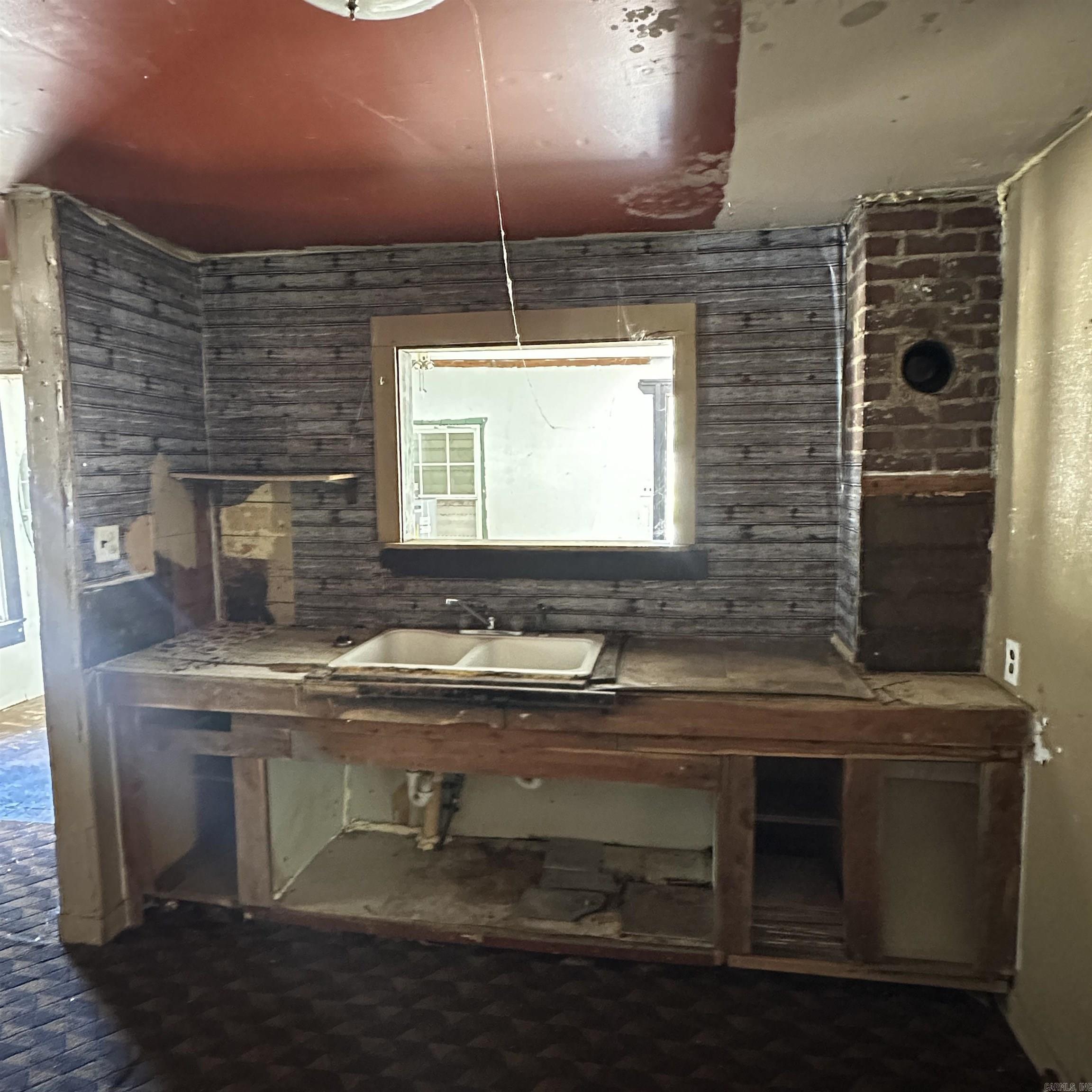 1404 Dyer Street Property Photo 14