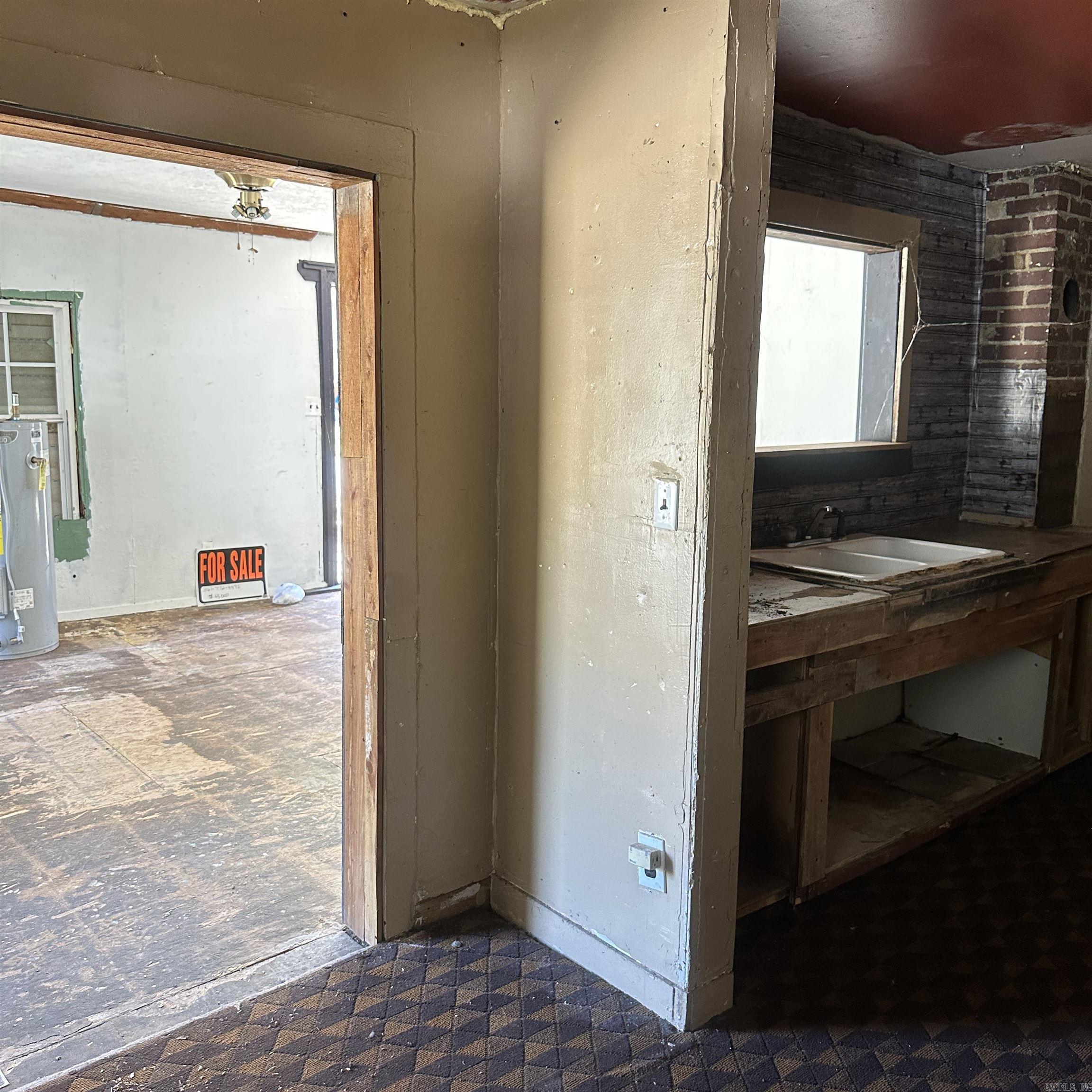 1404 Dyer Street Property Photo 18