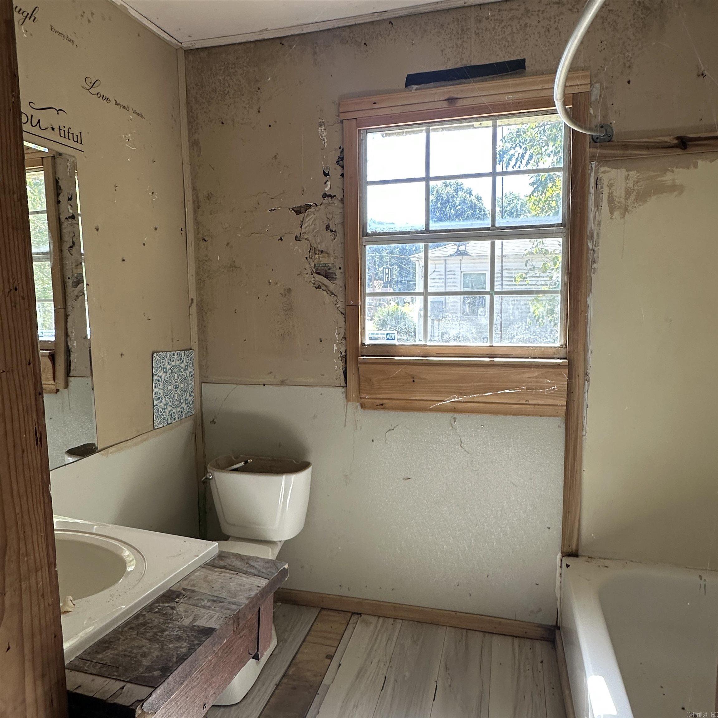 1404 Dyer Street Property Photo 19
