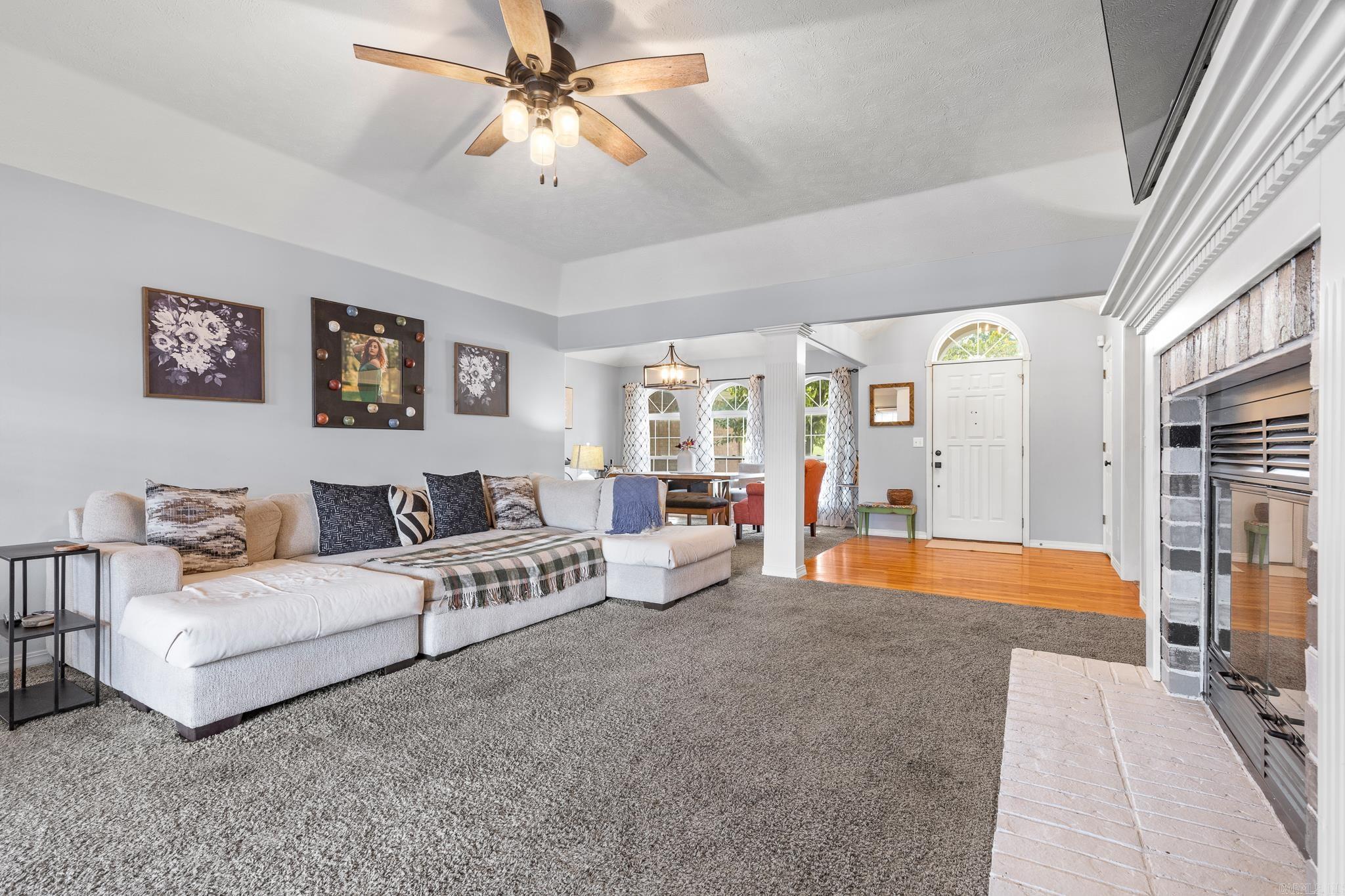 305 Pebble Beach Drive Property Photo 6