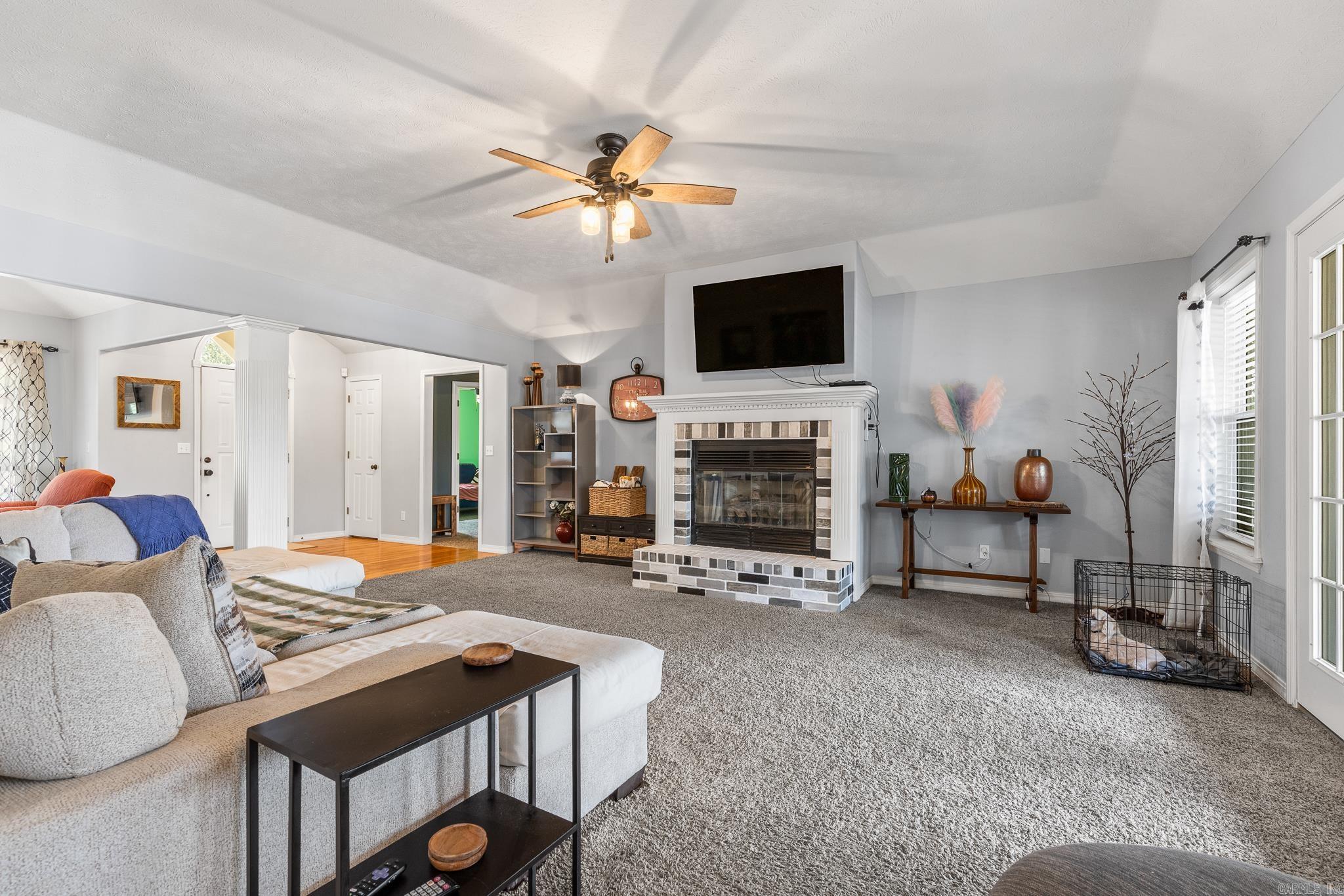 305 Pebble Beach Drive Property Photo 7