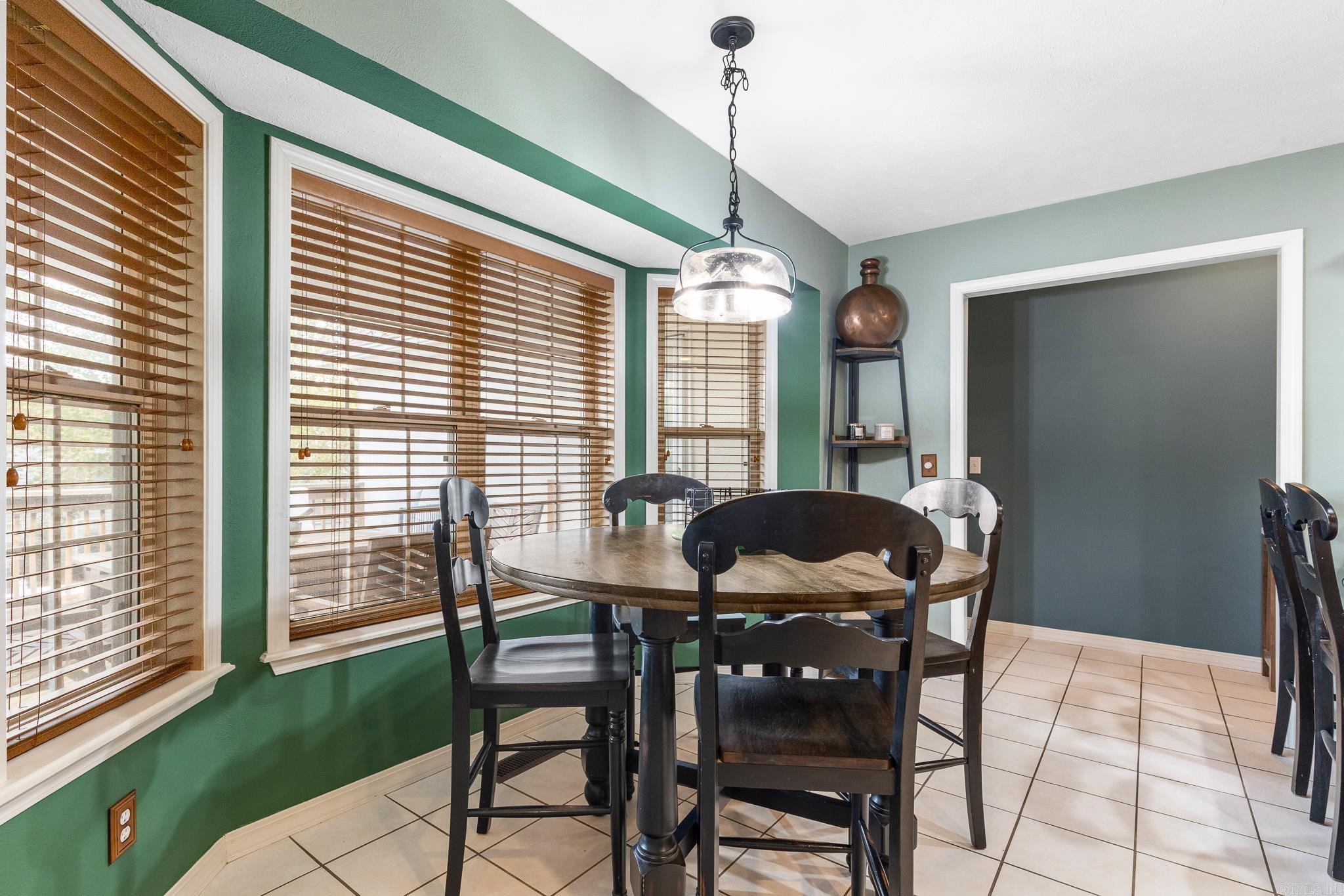 305 Pebble Beach Drive Property Photo 9