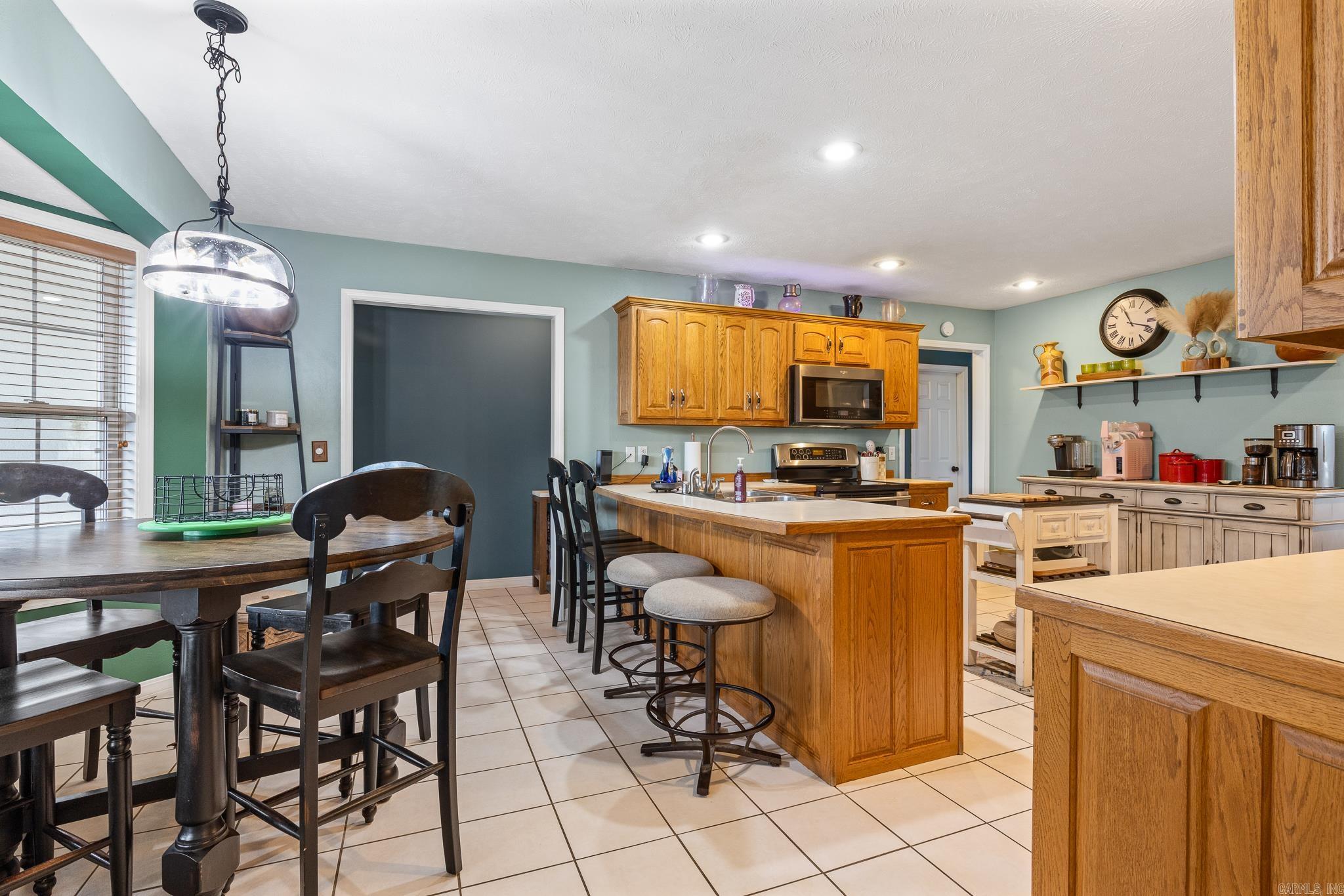 305 Pebble Beach Drive Property Photo 10