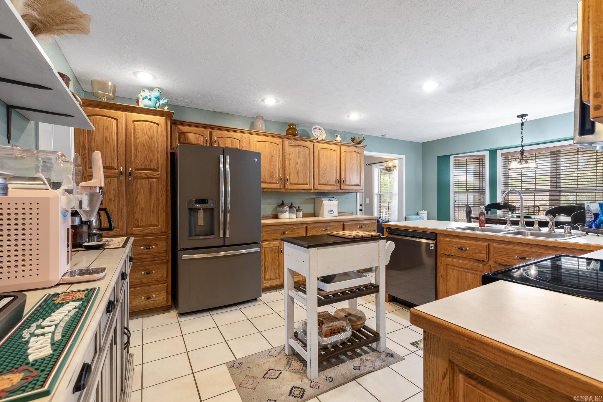 305 Pebble Beach Drive Property Photo 12