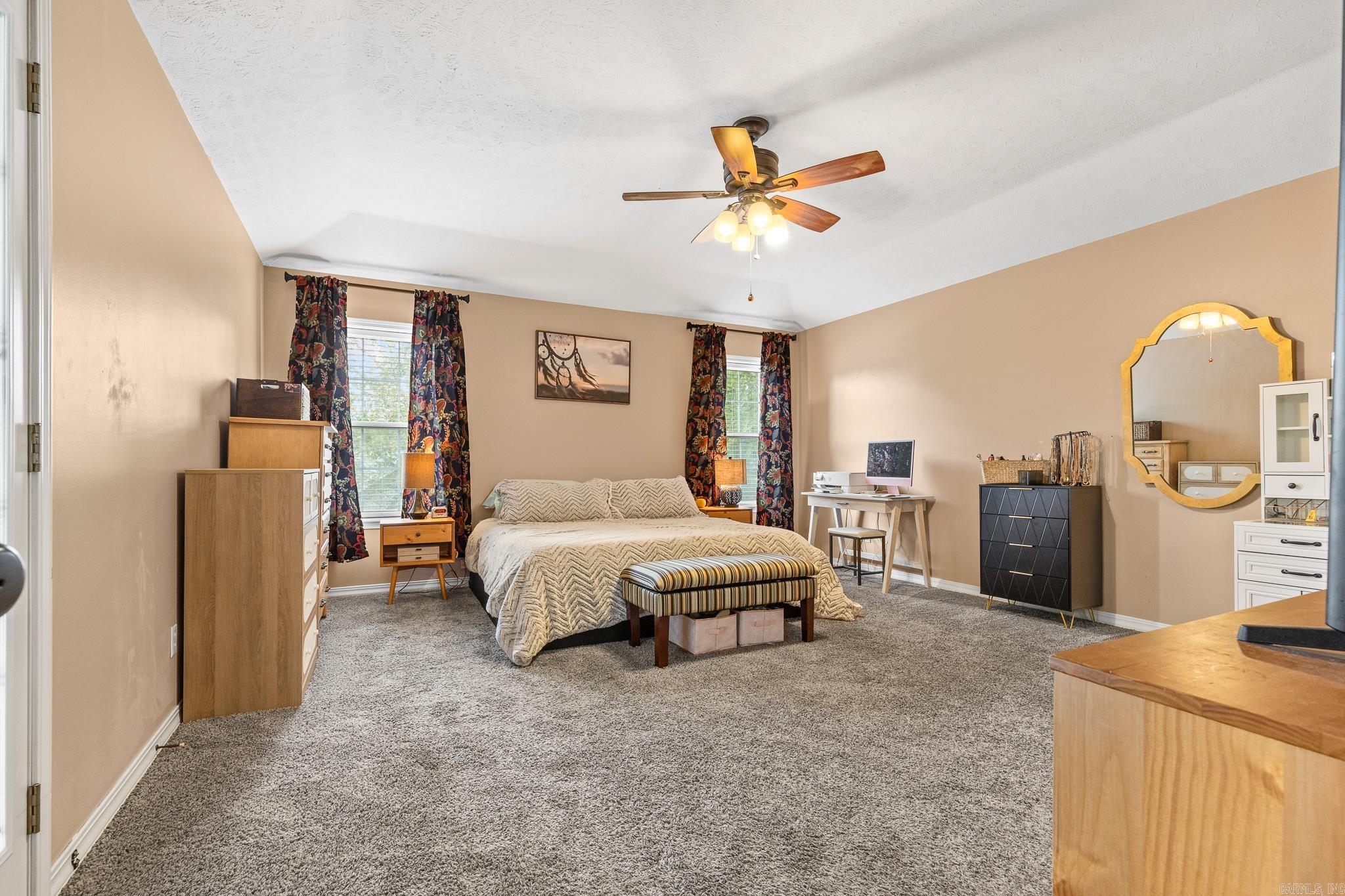 305 Pebble Beach Drive Property Photo 16