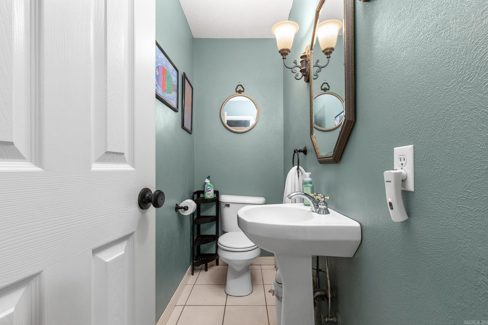 305 Pebble Beach Drive Property Photo 25