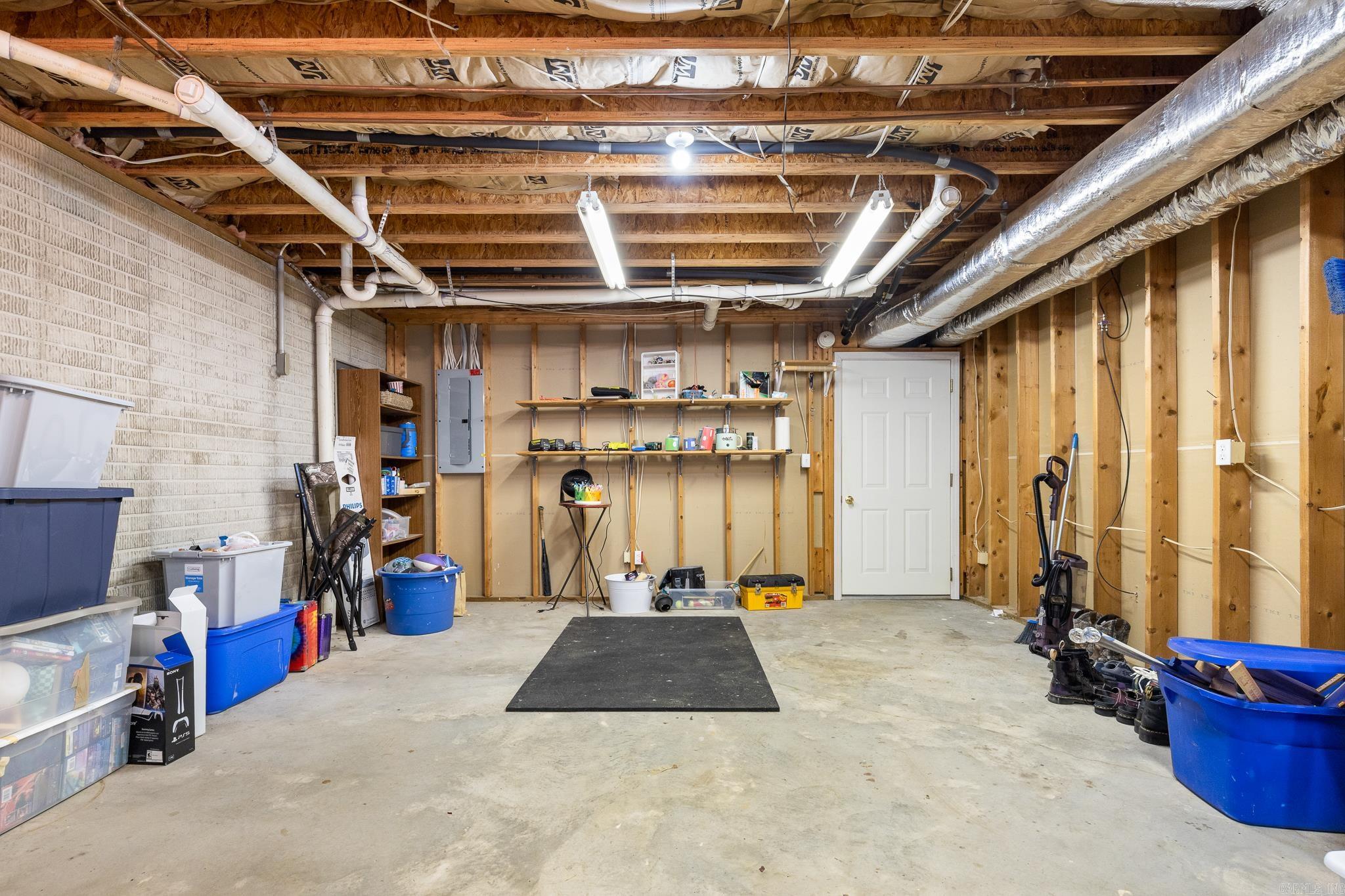 305 Pebble Beach Drive Property Photo 37
