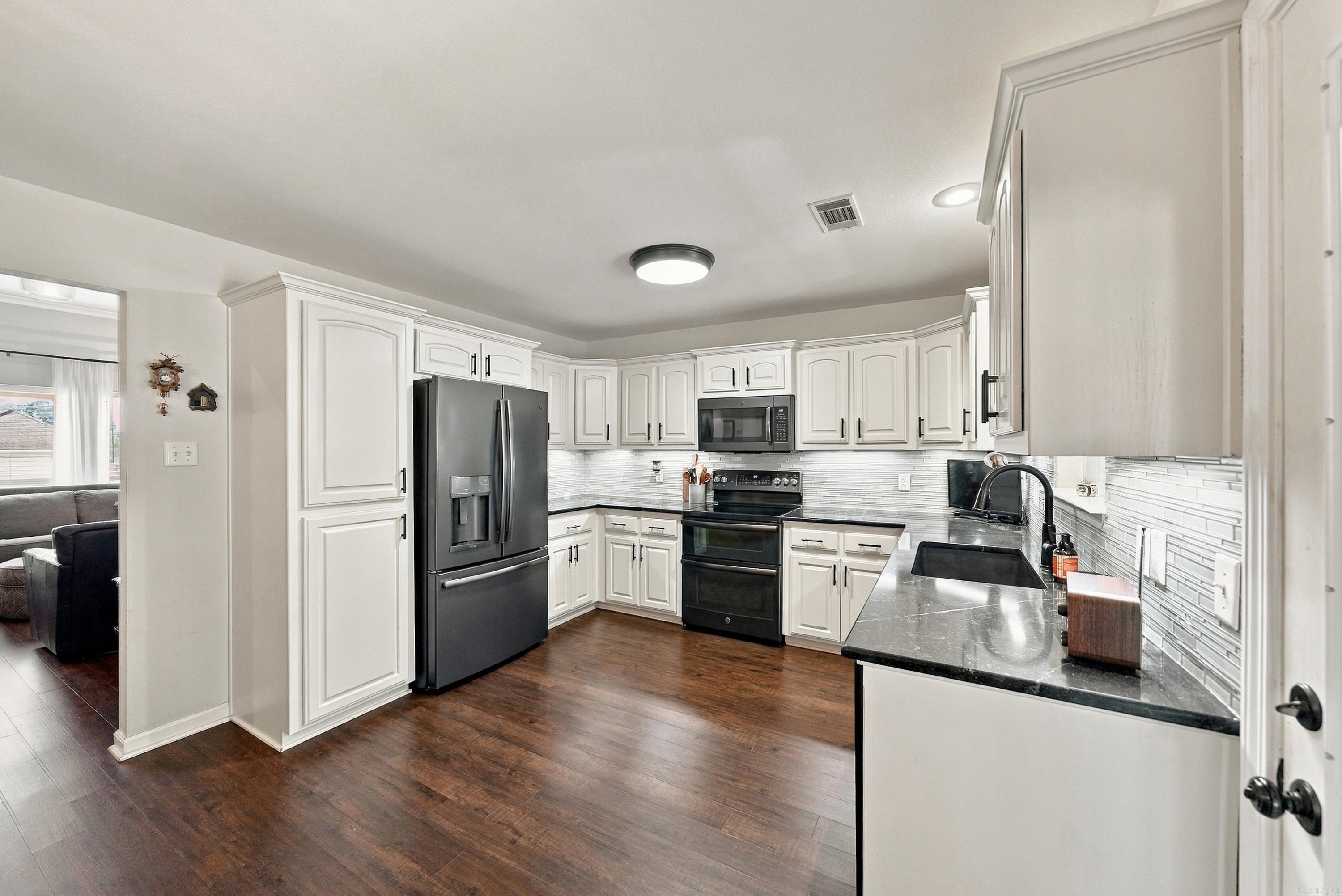 318 Sherry Ann Court Property Photo 19