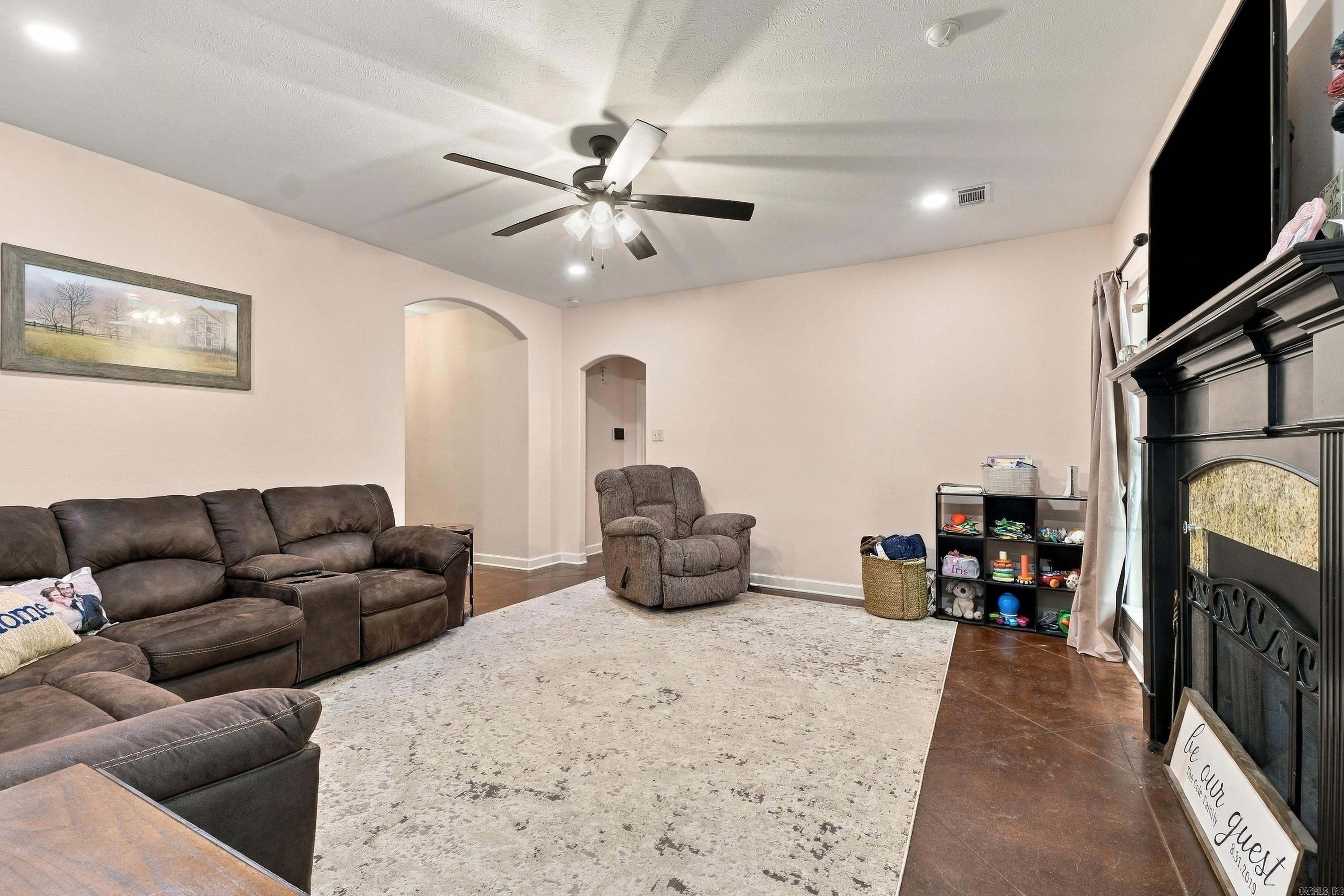 11 Brentwood Drive Property Photo 9