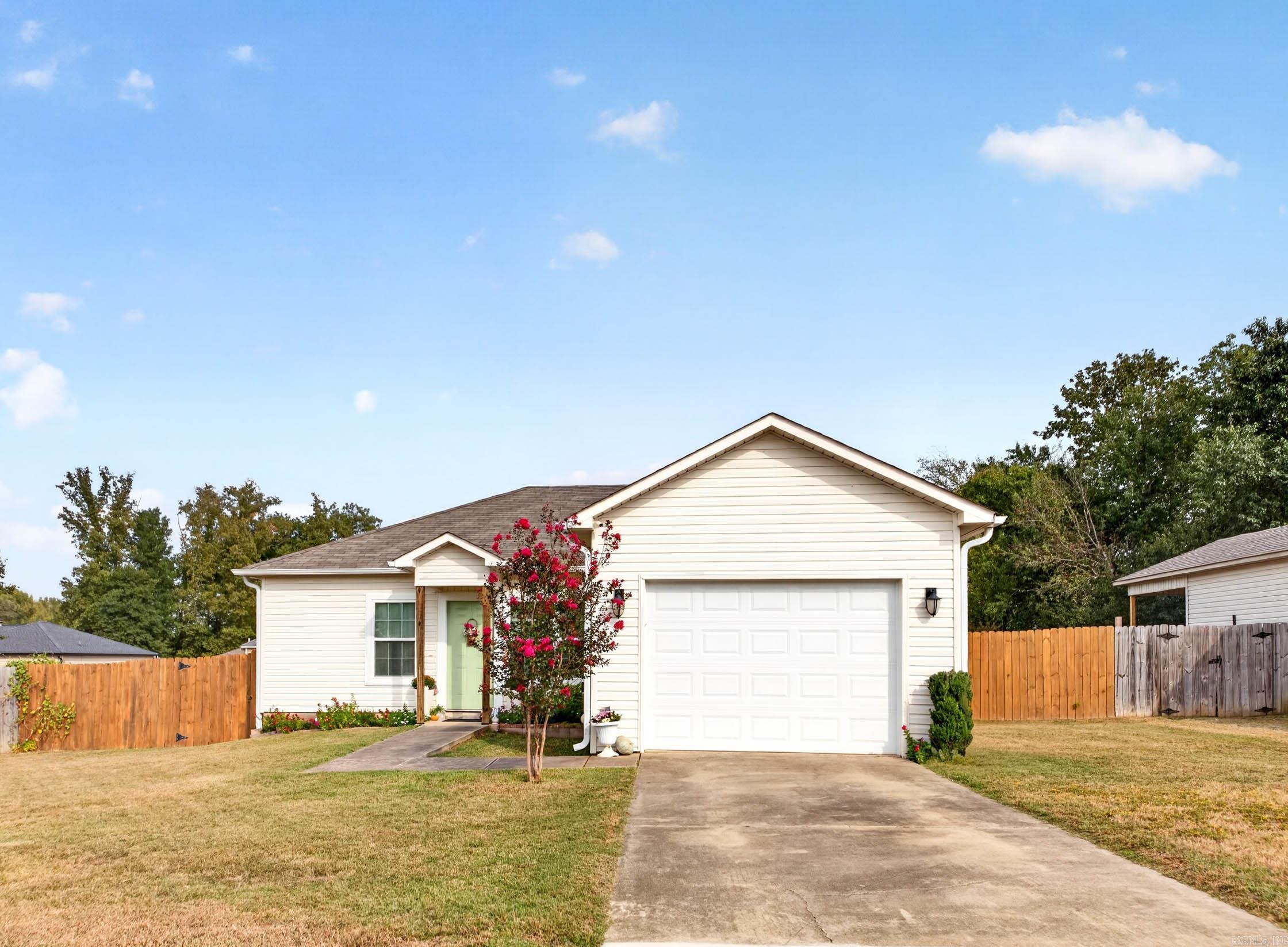 1607 Moon Road Property Photo 1