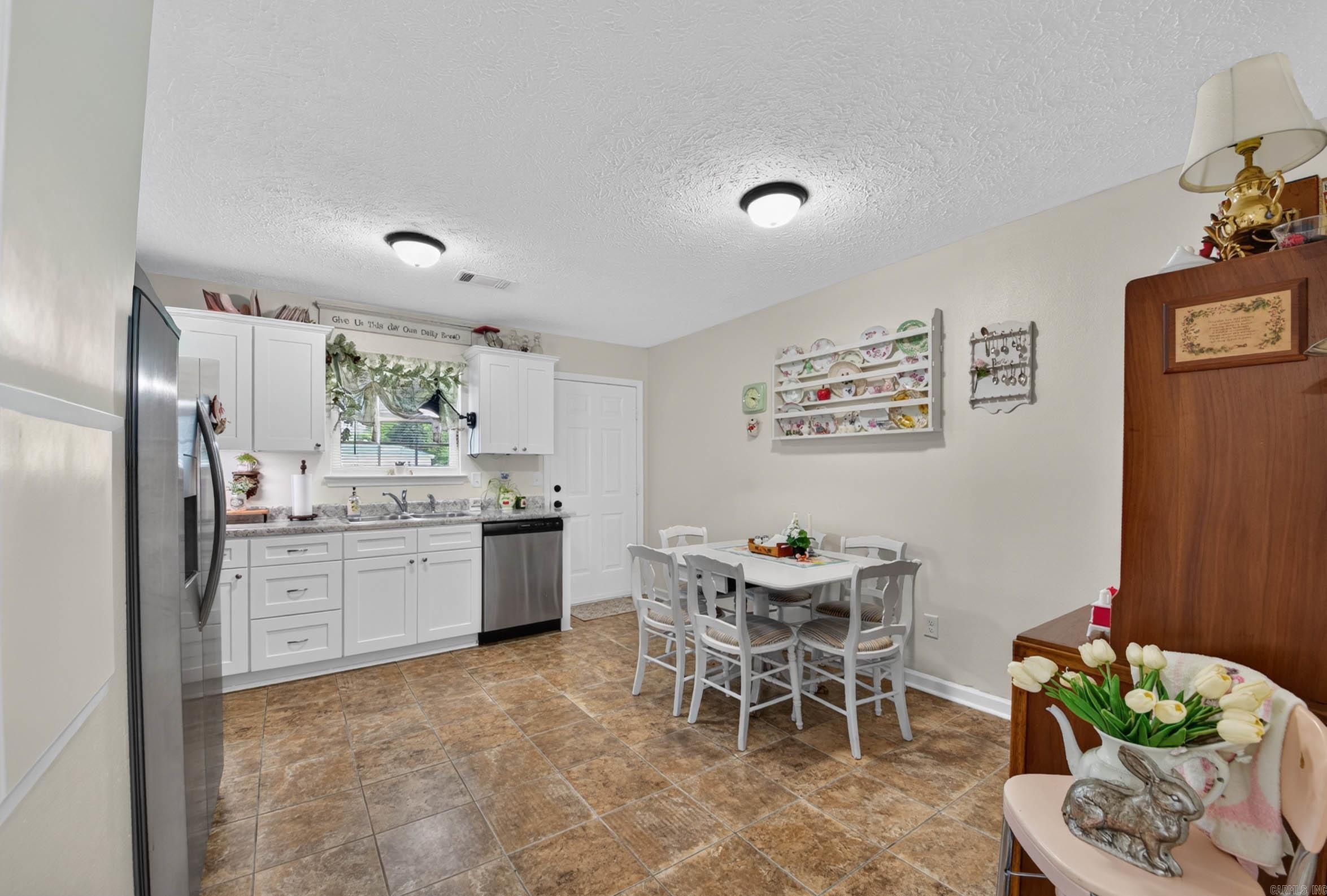1607 Moon Road Property Photo 13